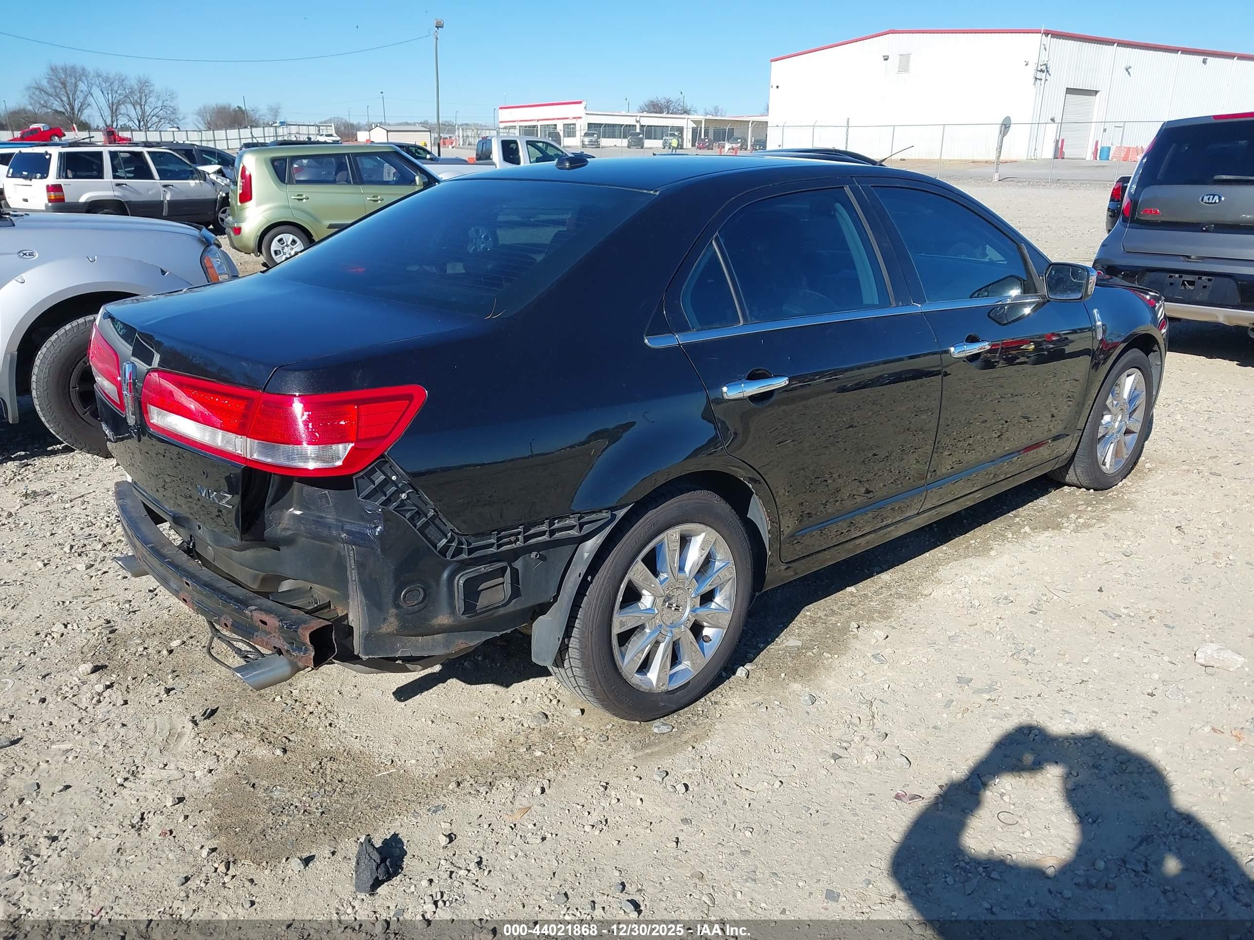 LINCOLN MKZ image 4