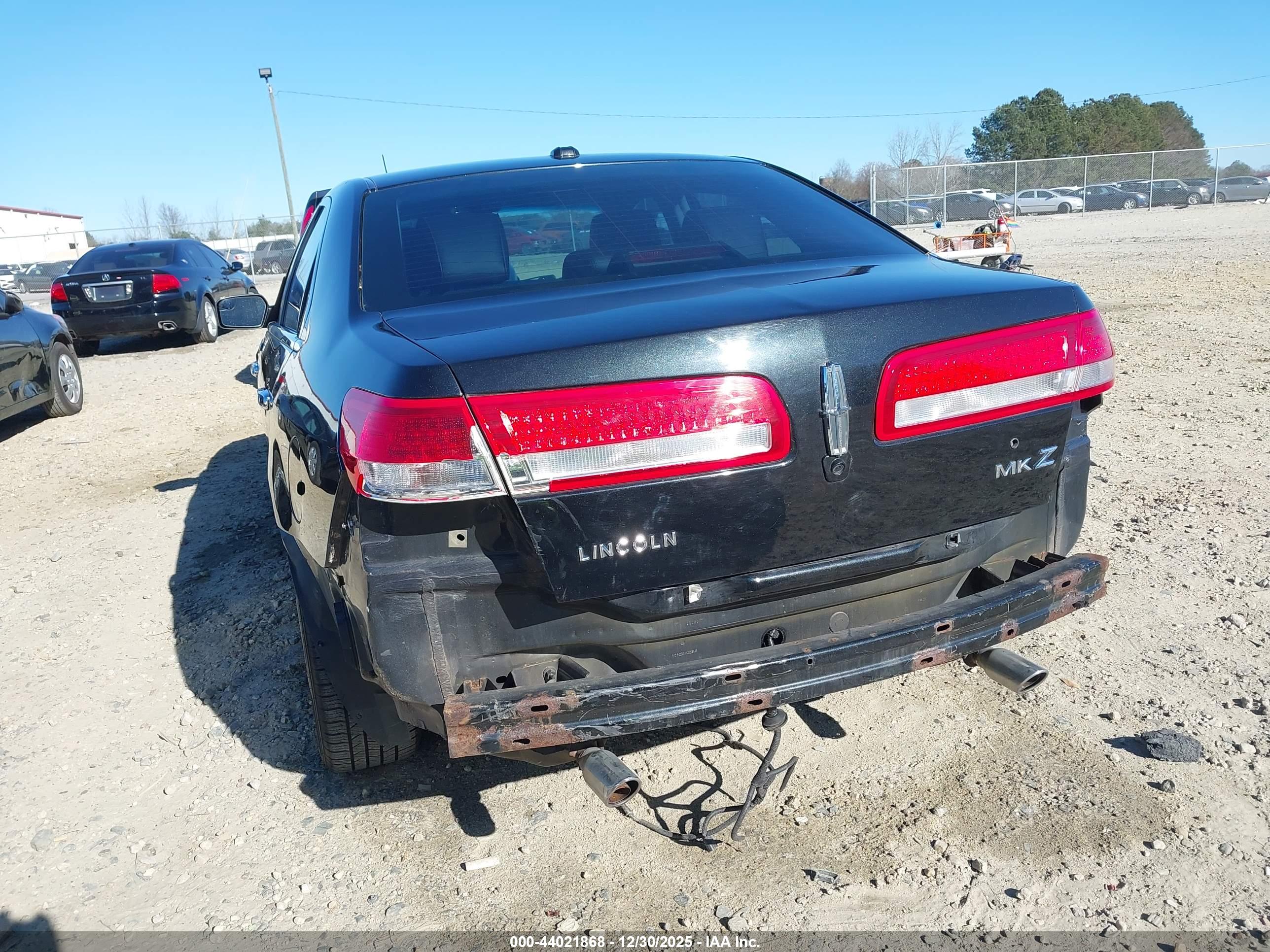 LINCOLN MKZ image 6
