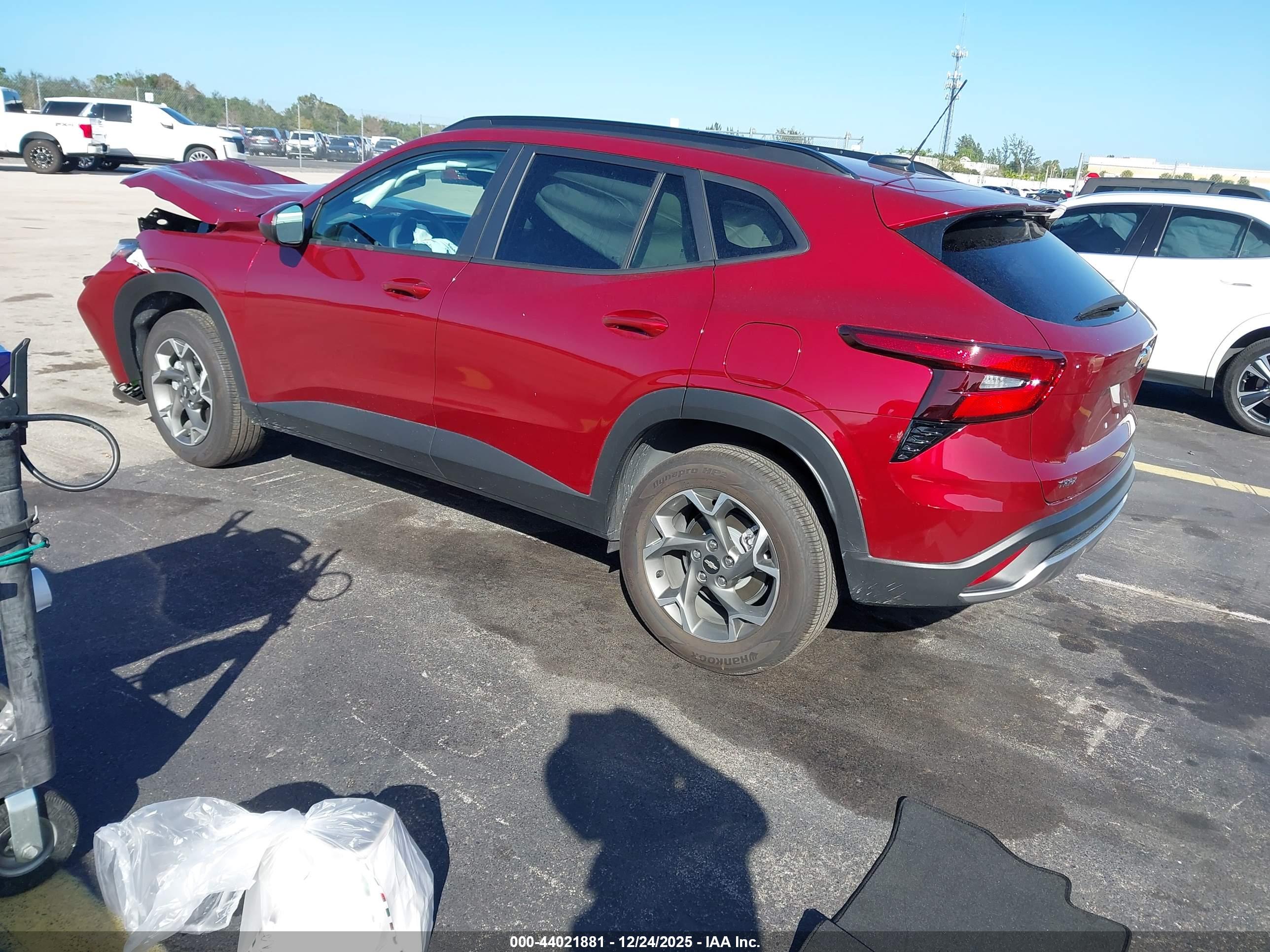 CHEVROLET TRAX image 3