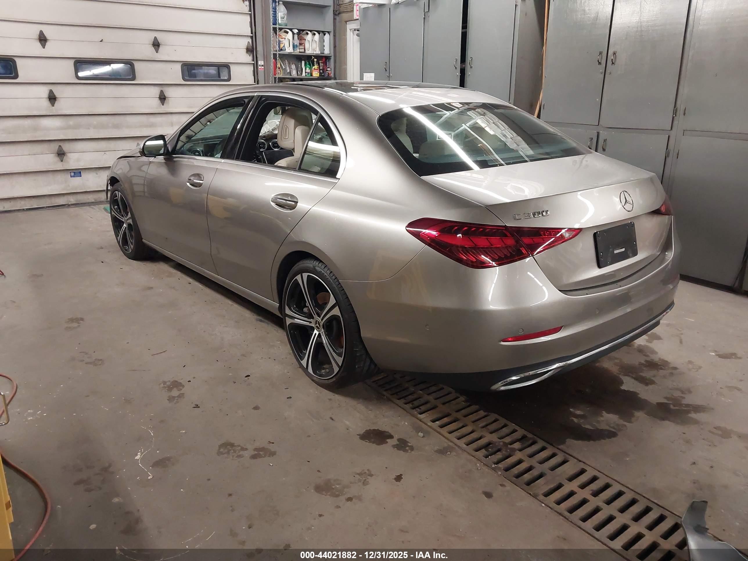 MERCEDES-BENZ C image 3