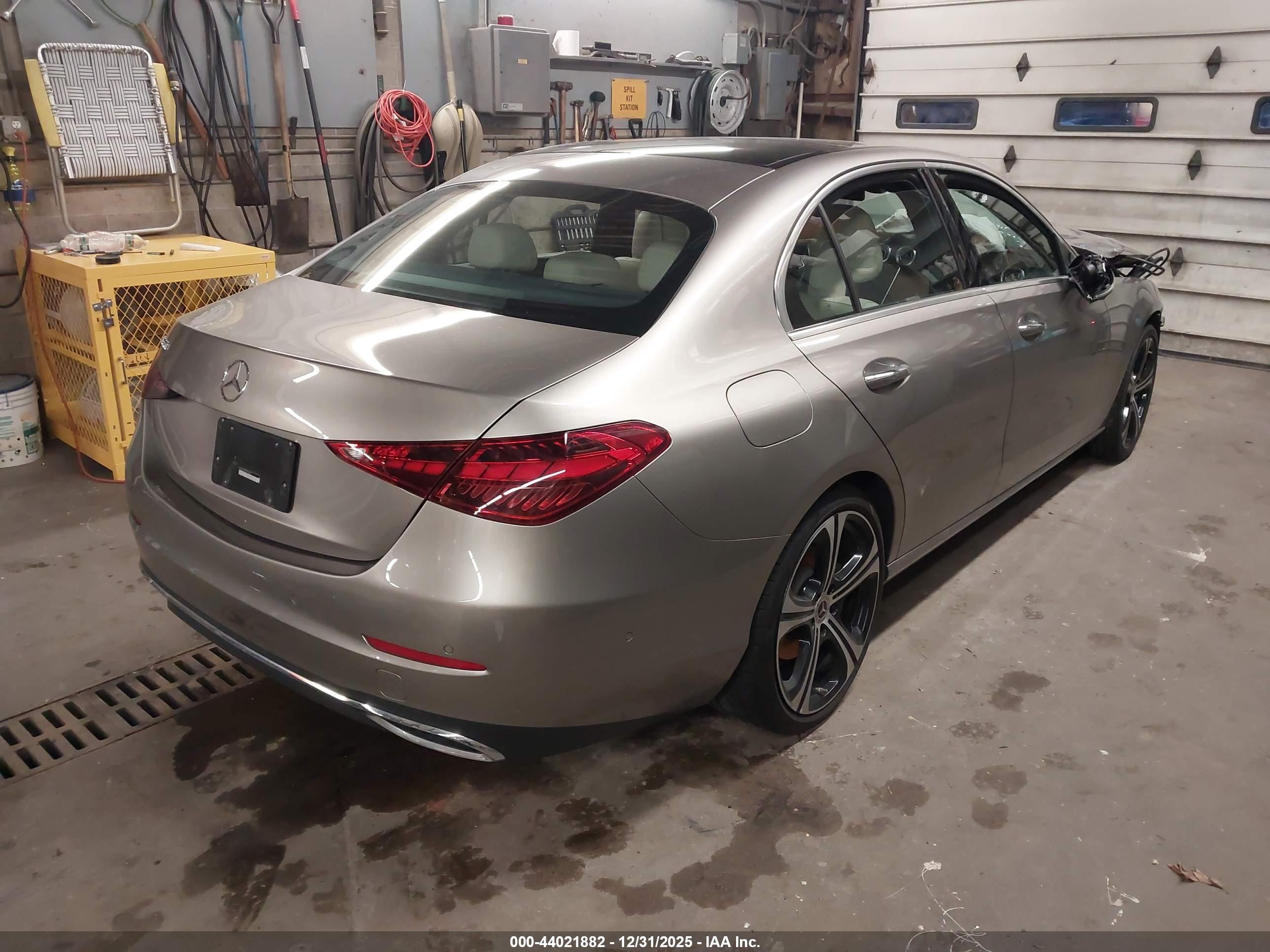 MERCEDES-BENZ C image 4