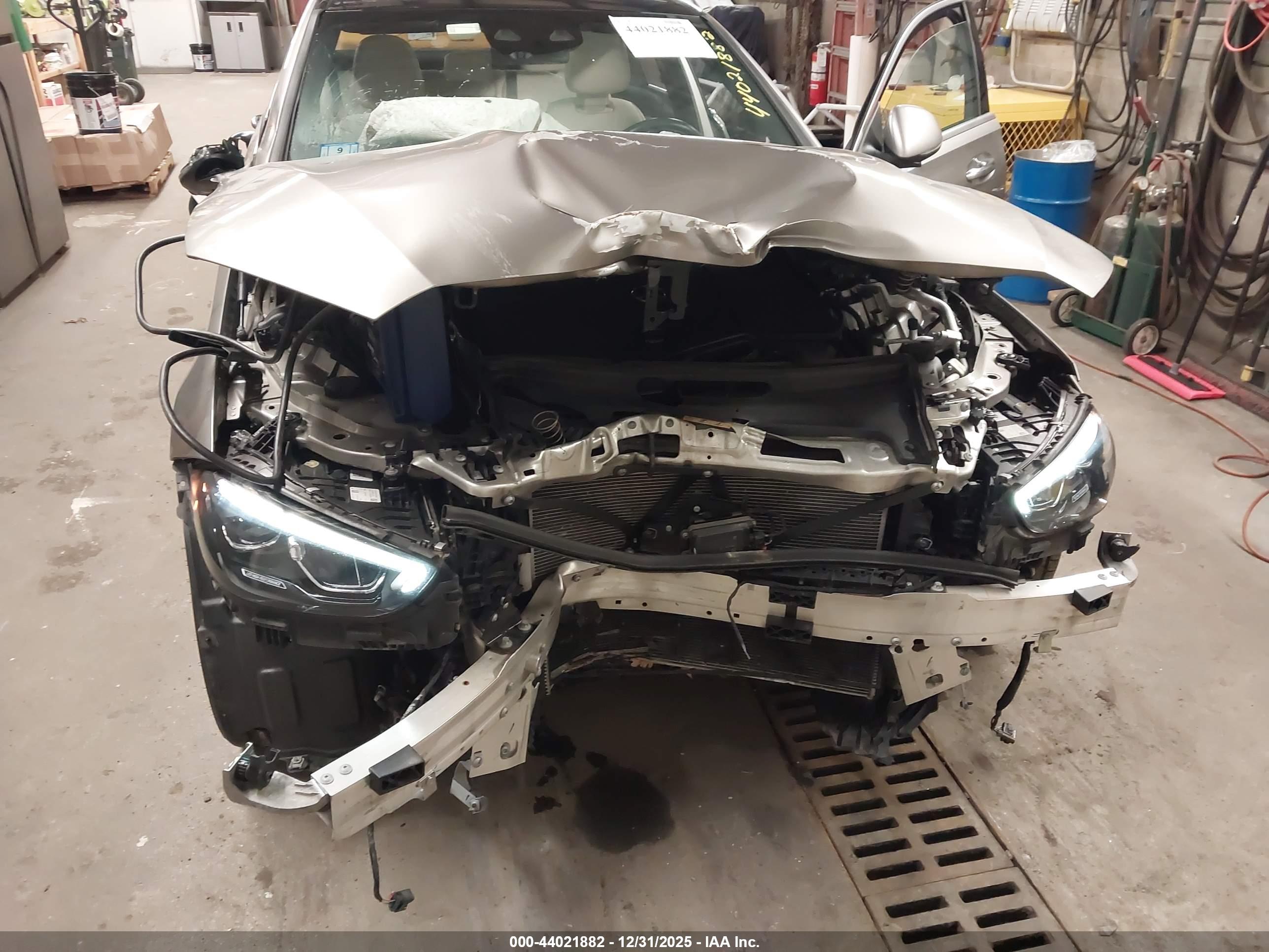 MERCEDES-BENZ C image 6