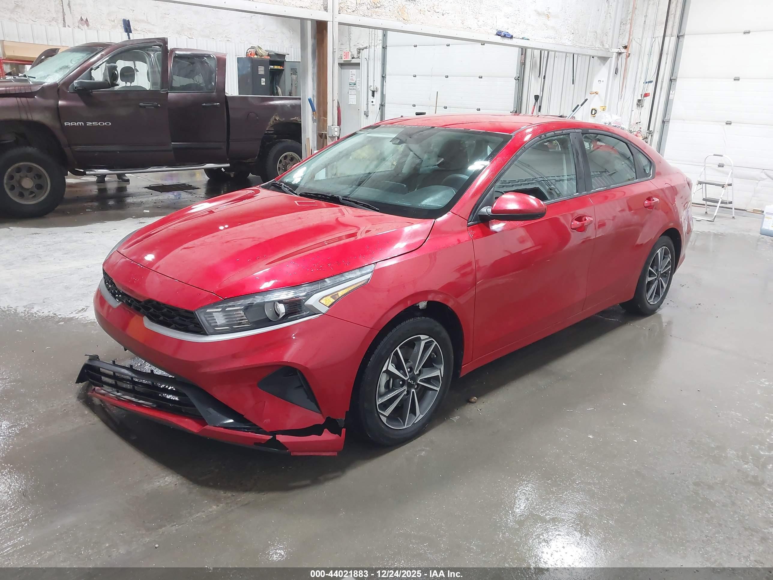 KIA FORTE image 2