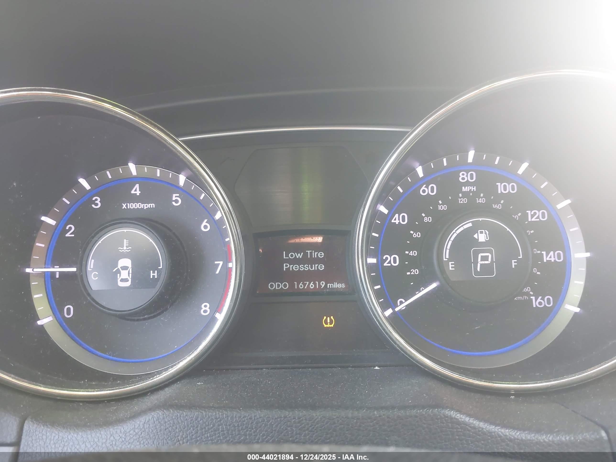 HYUNDAI SONATA image 7