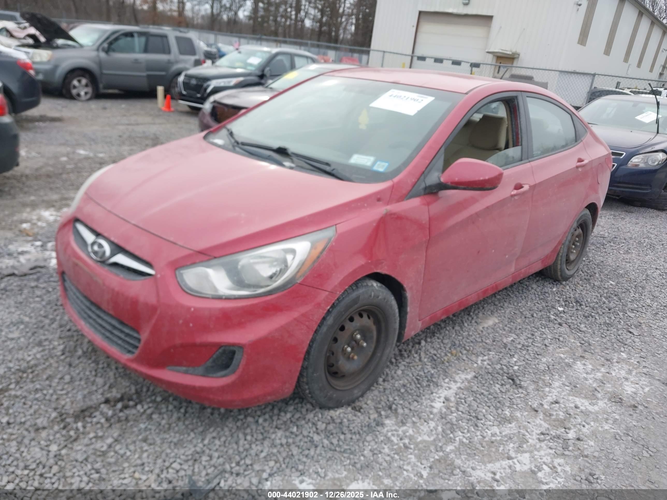 HYUNDAI ACCENT image 2