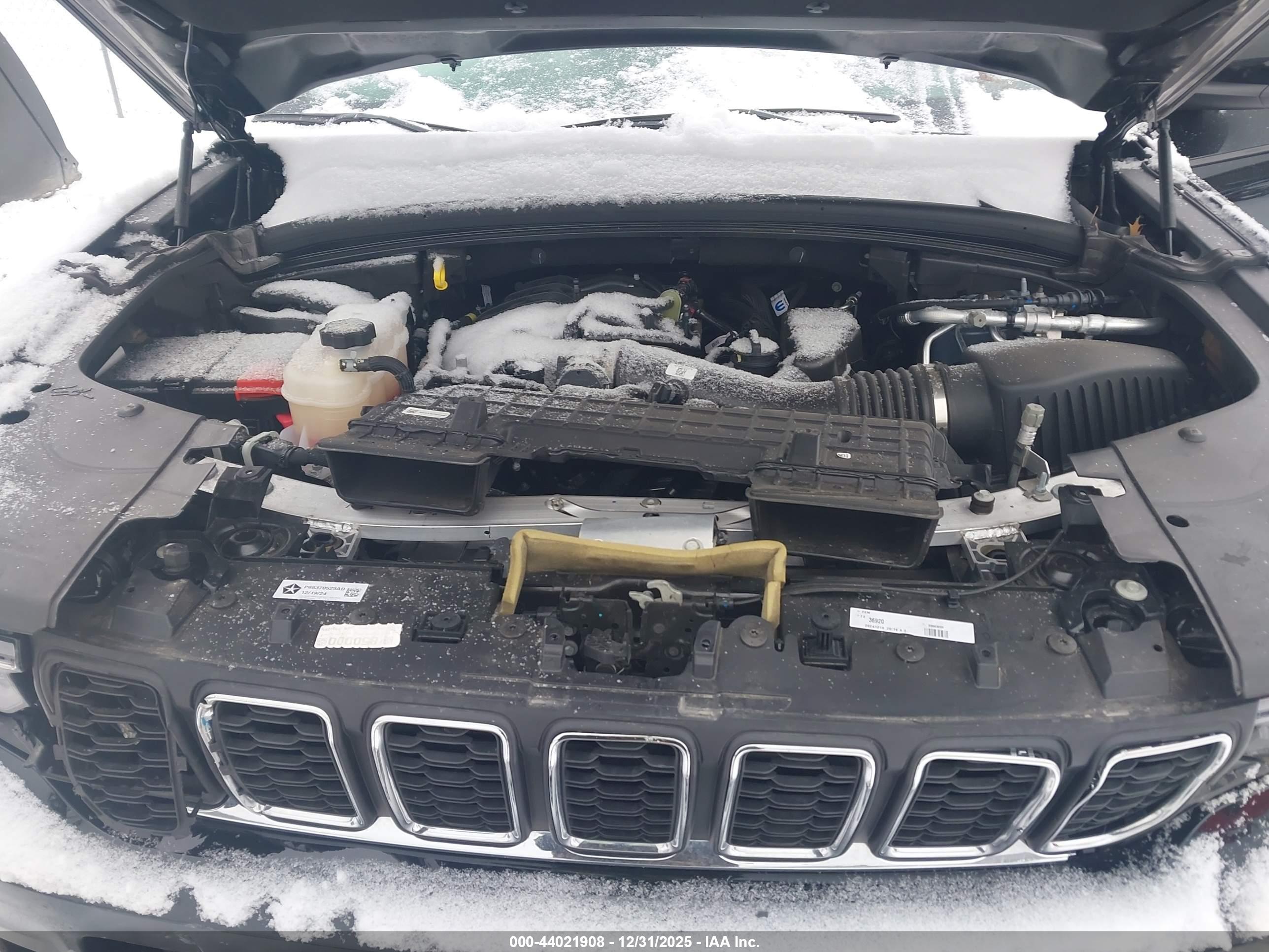JEEP GRAND image 10