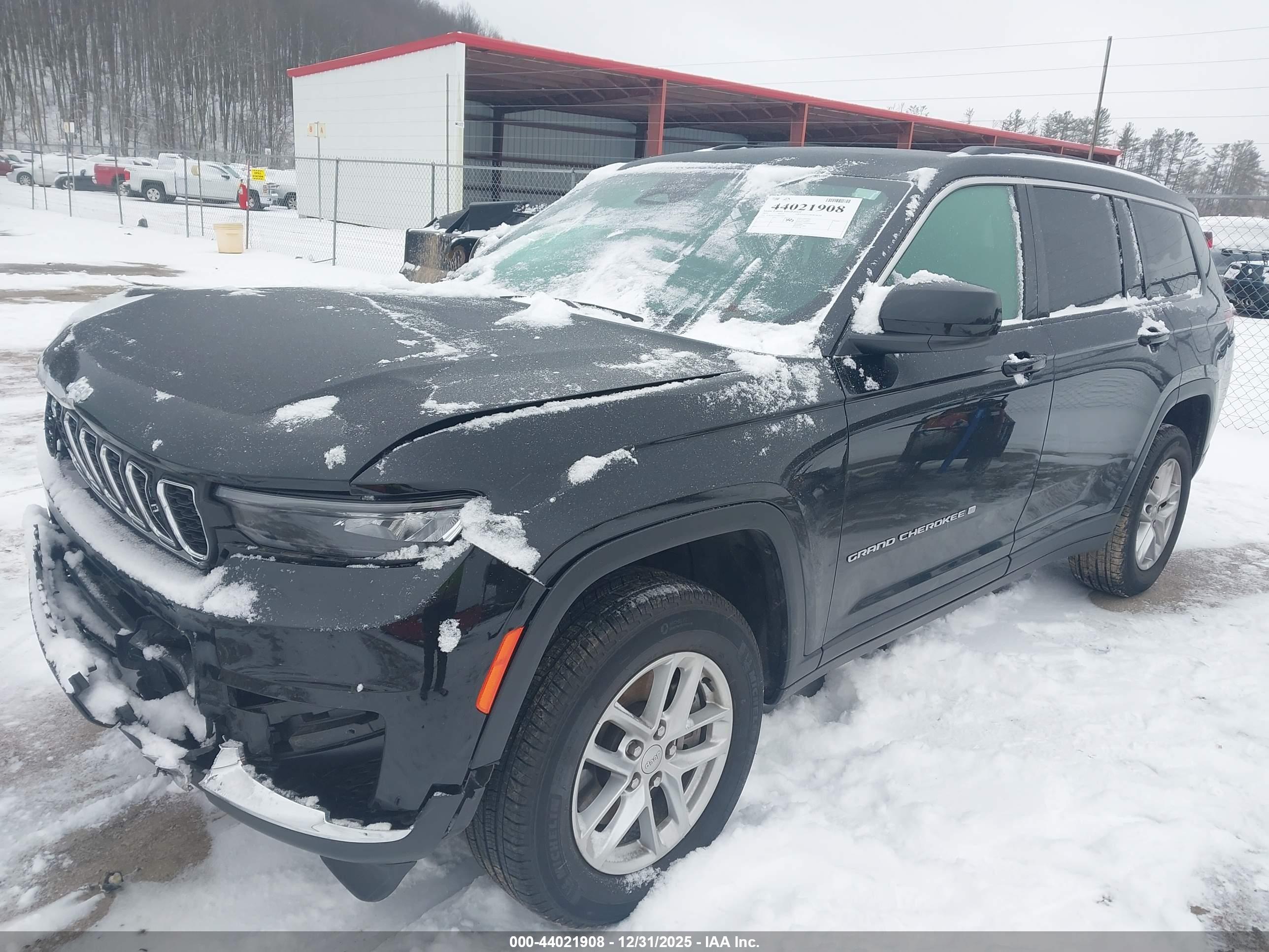 JEEP GRAND image 2