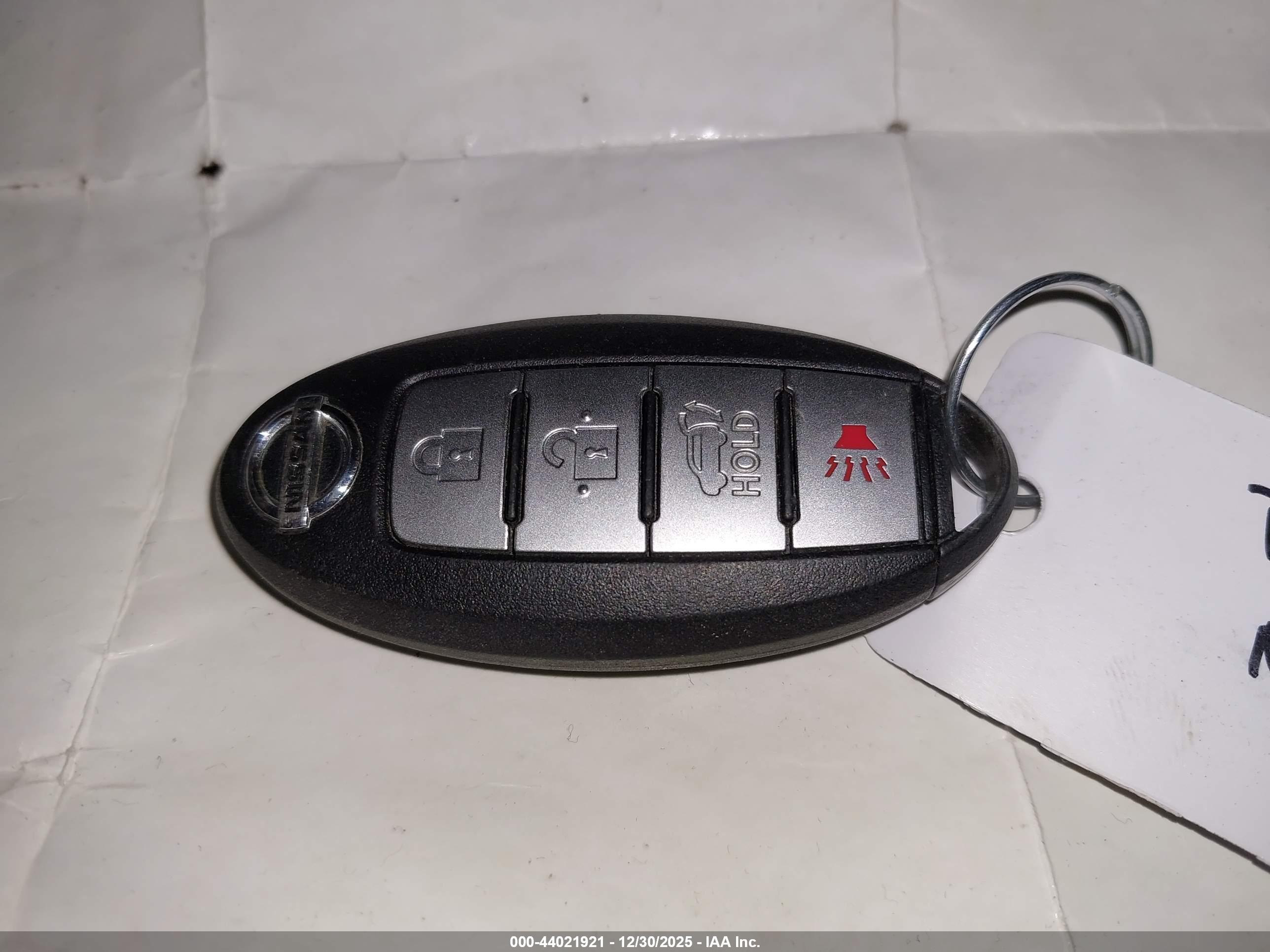 NISSAN ROGUE image 11