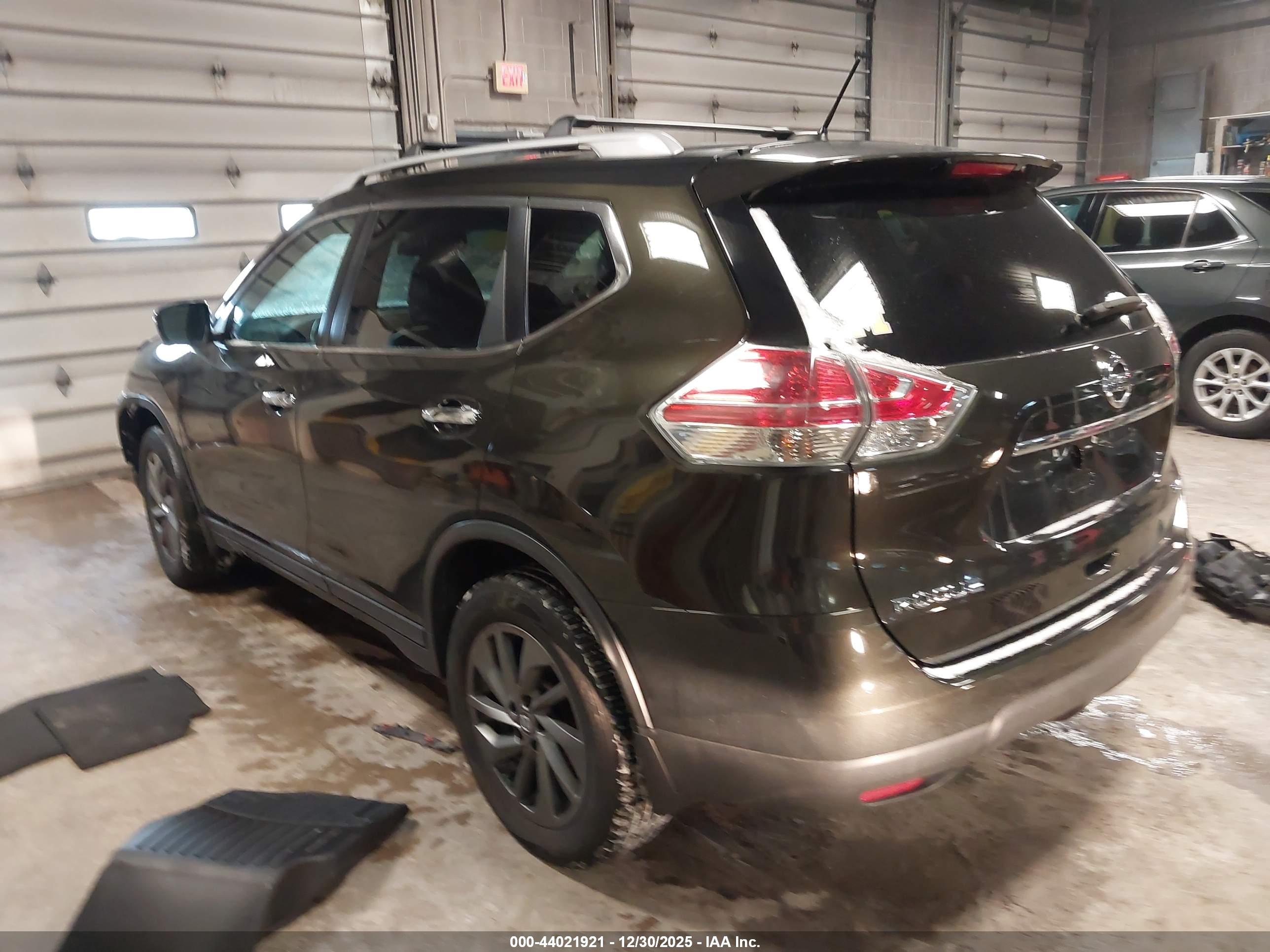 NISSAN ROGUE image 3