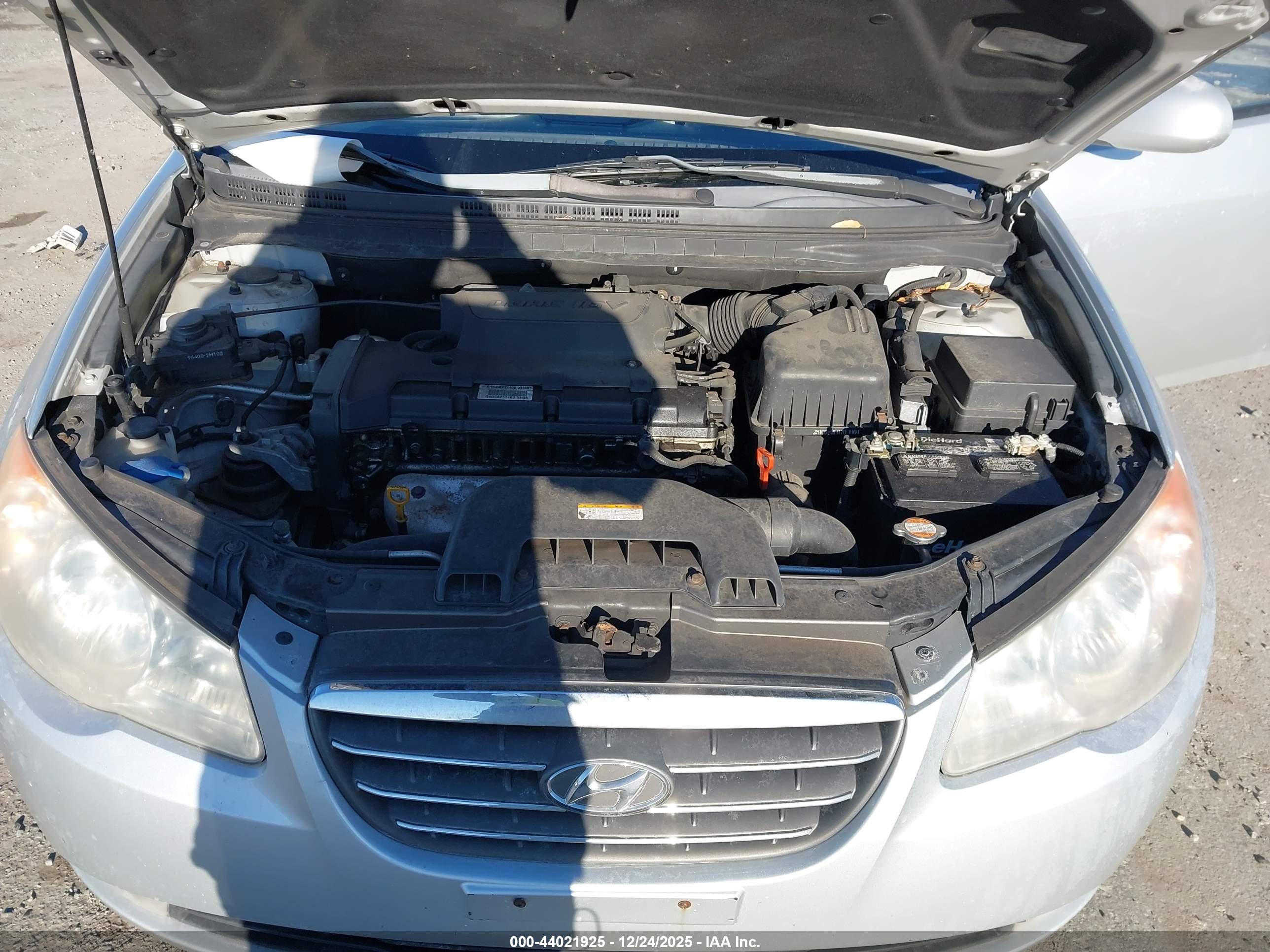 HYUNDAI ELANTRA image 10