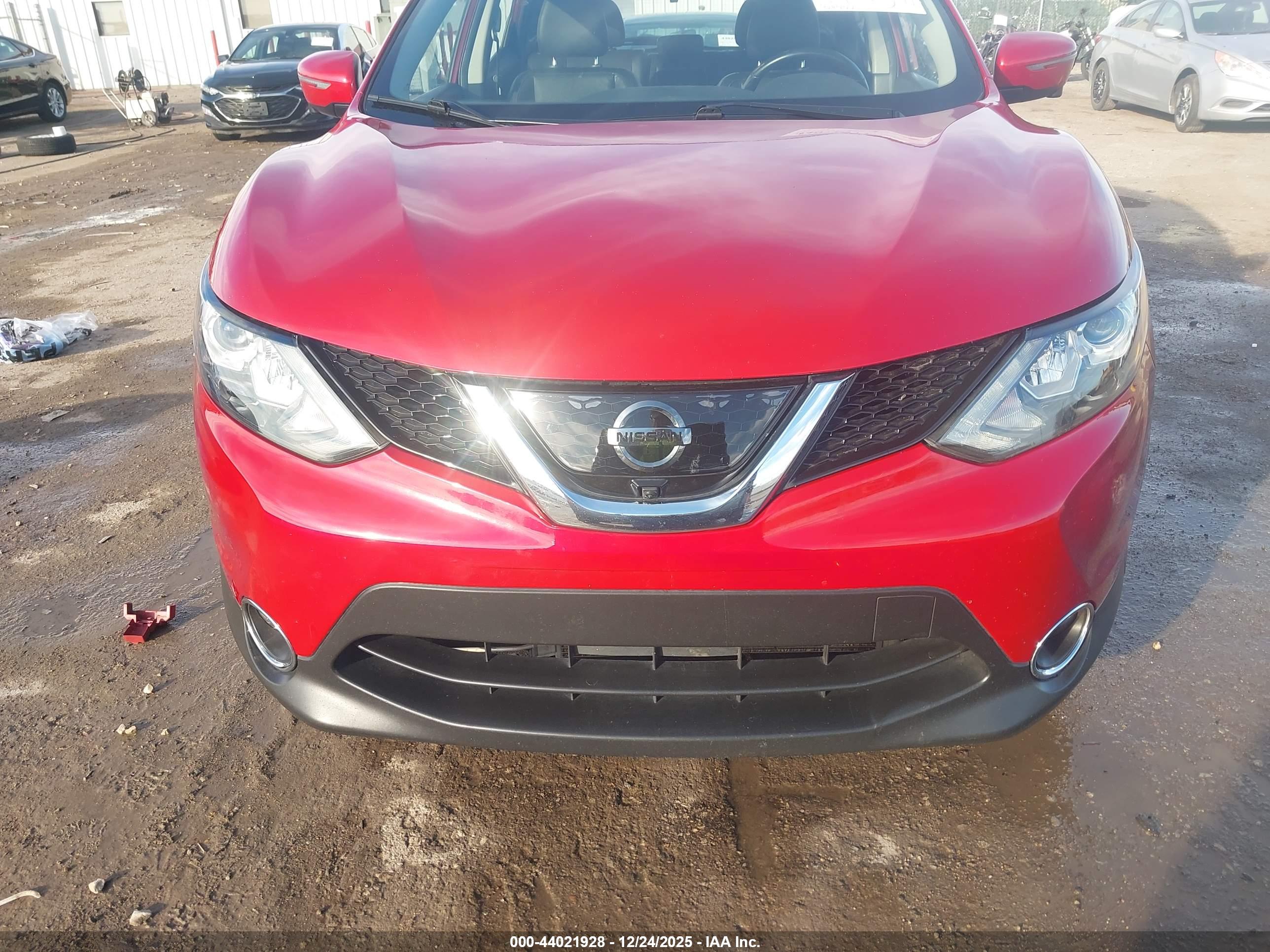 NISSAN ROGUE image 6