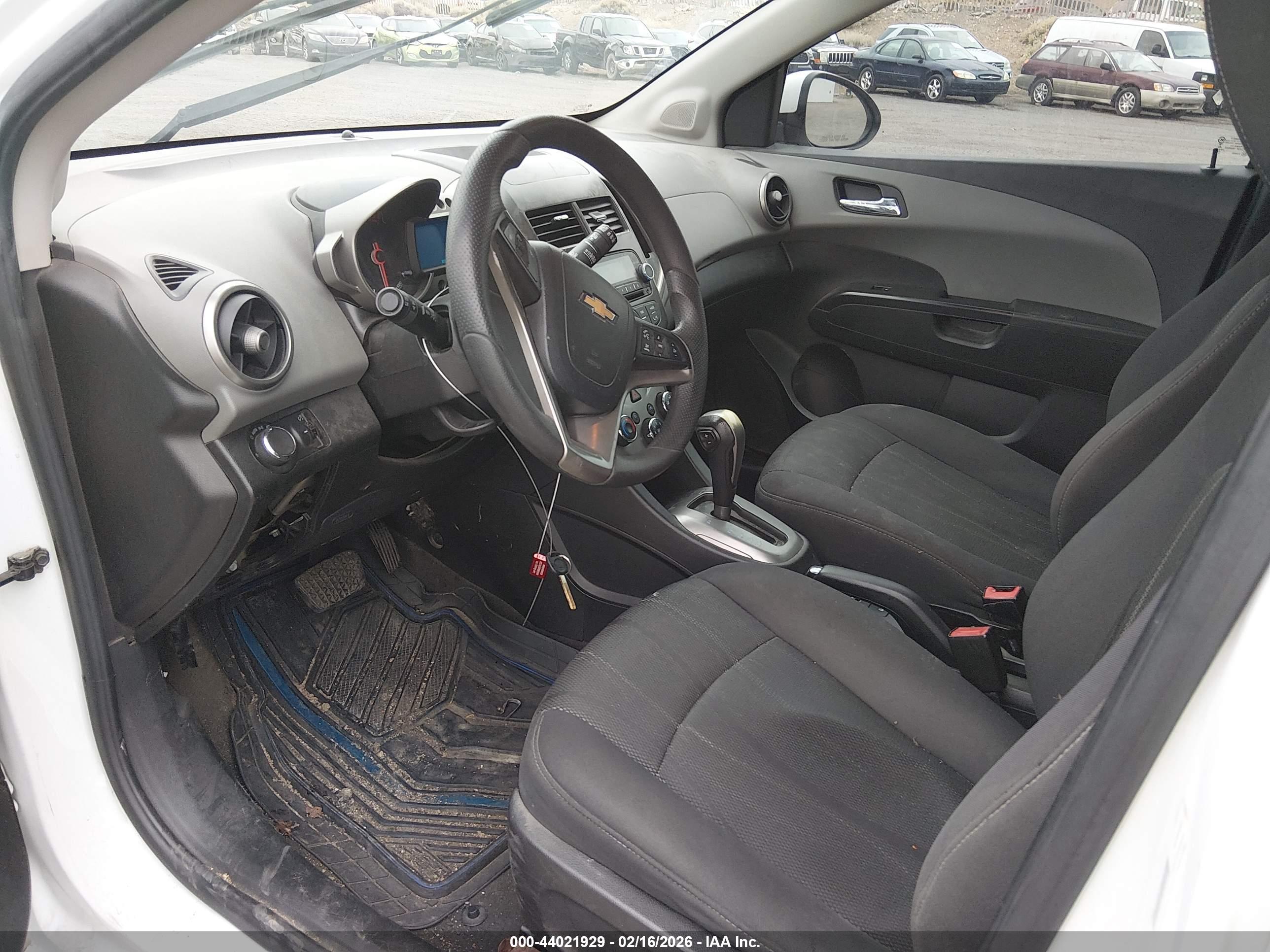CHEVROLET SONIC image 5