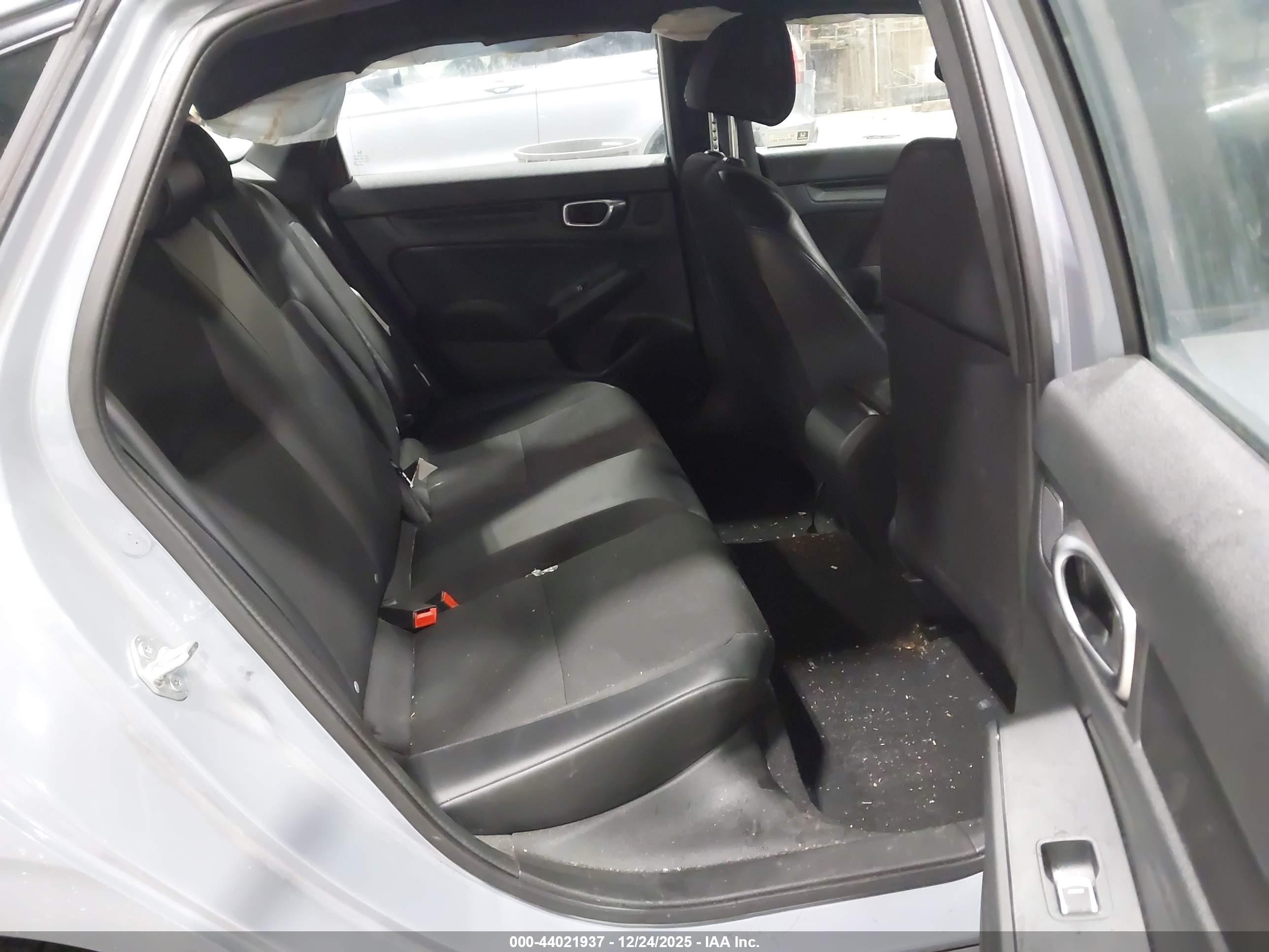 HONDA CIVIC image 8