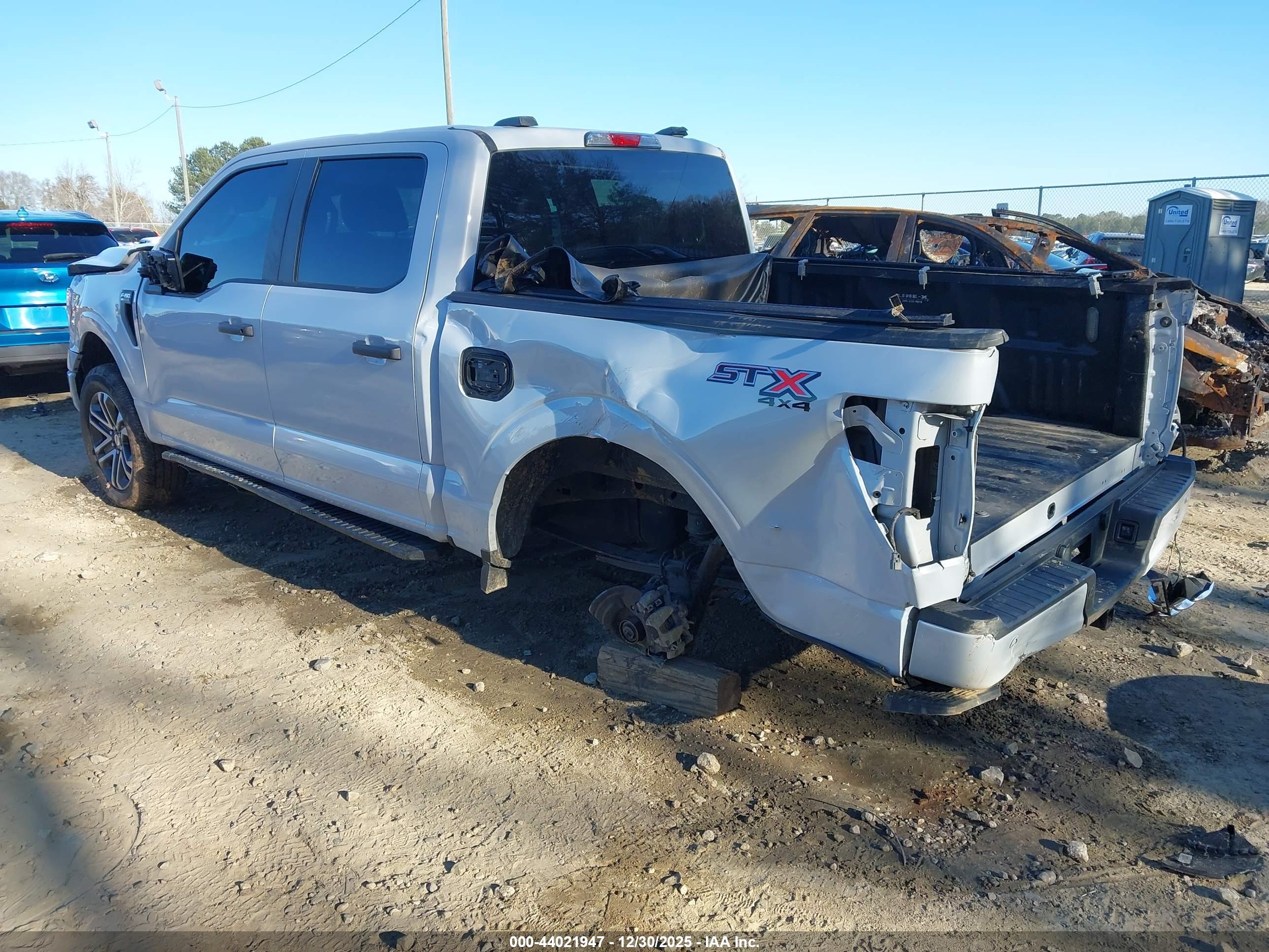 FORD F-150 image 3