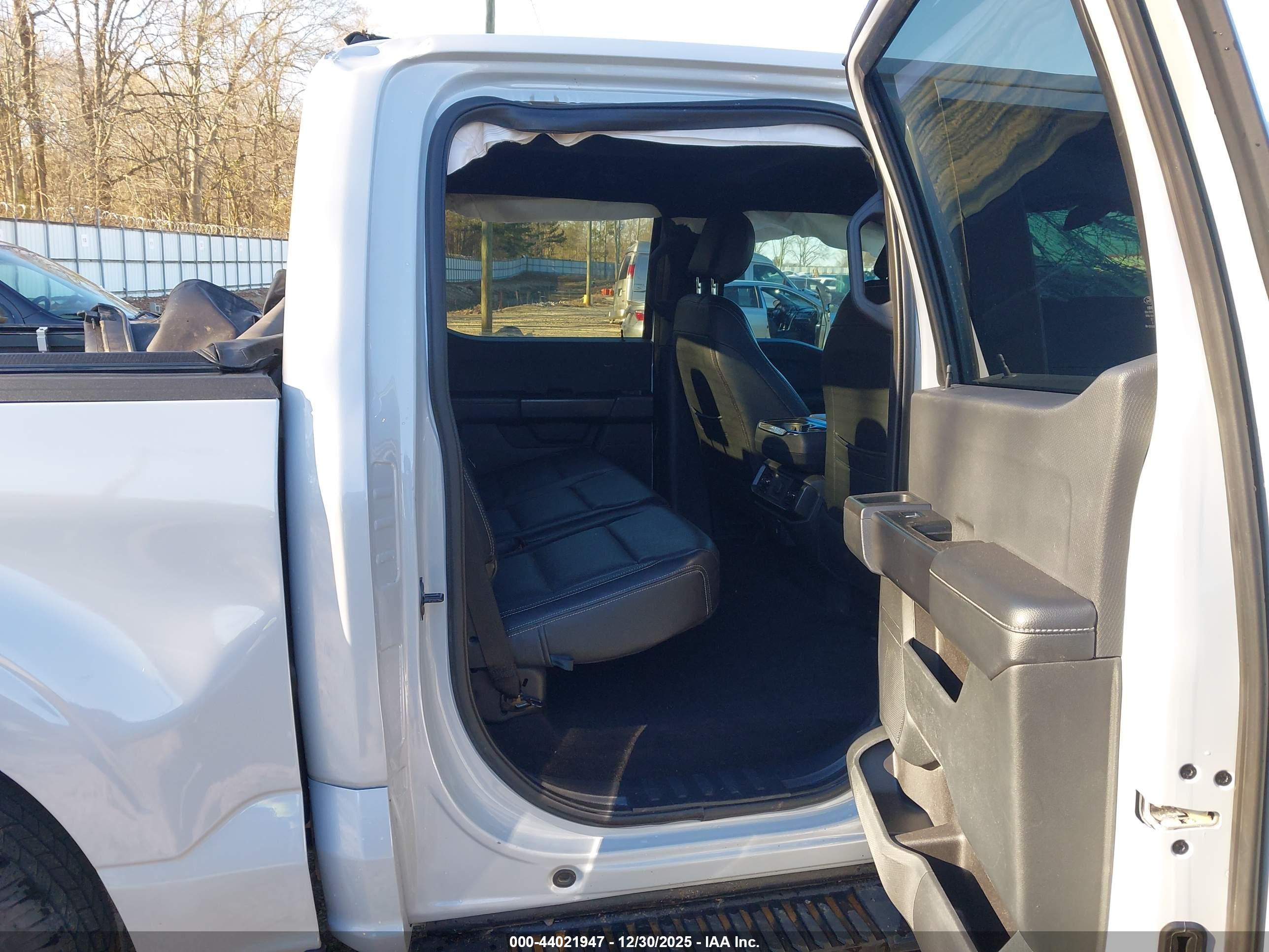 FORD F-150 image 8