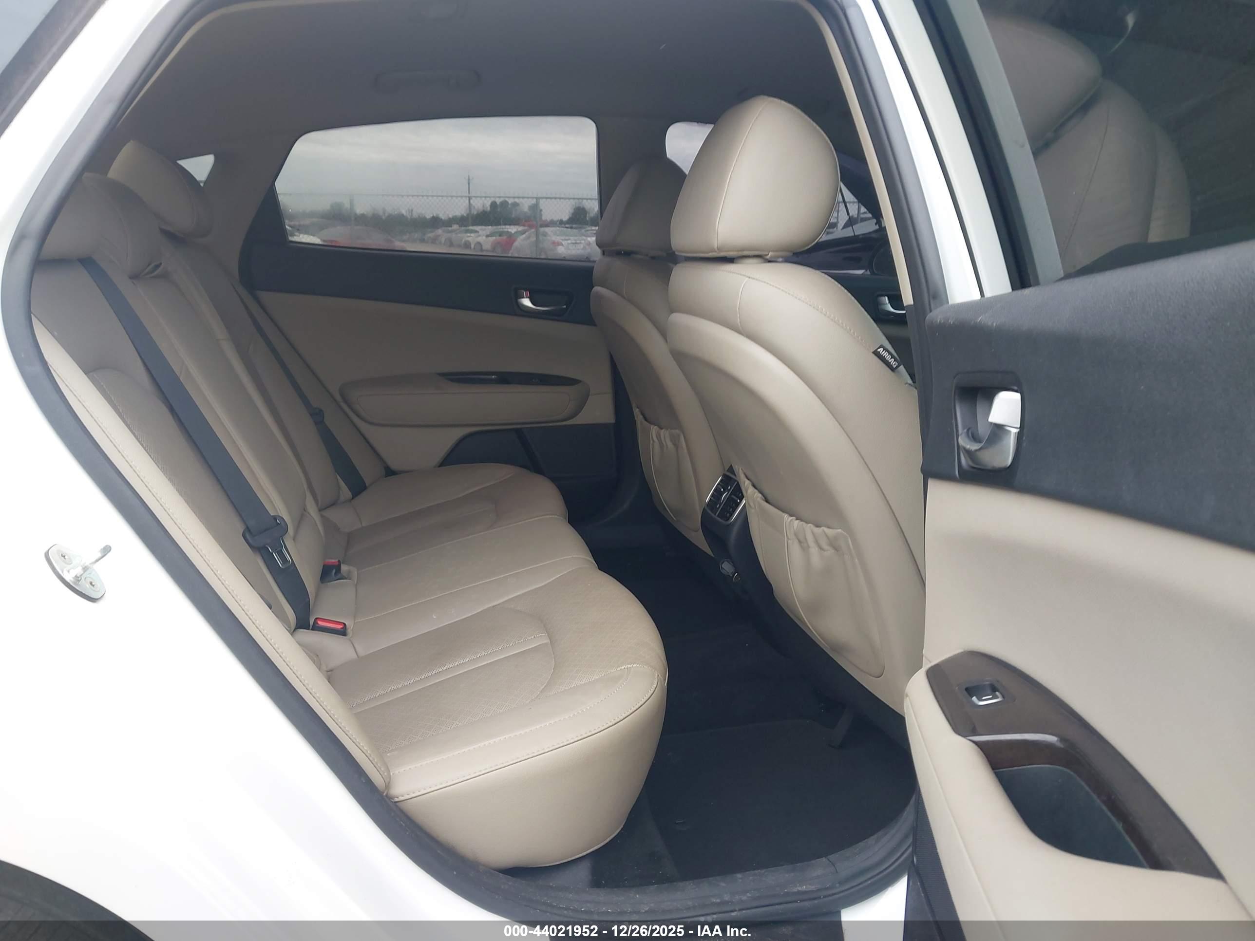 KIA OPTIMA image 8
