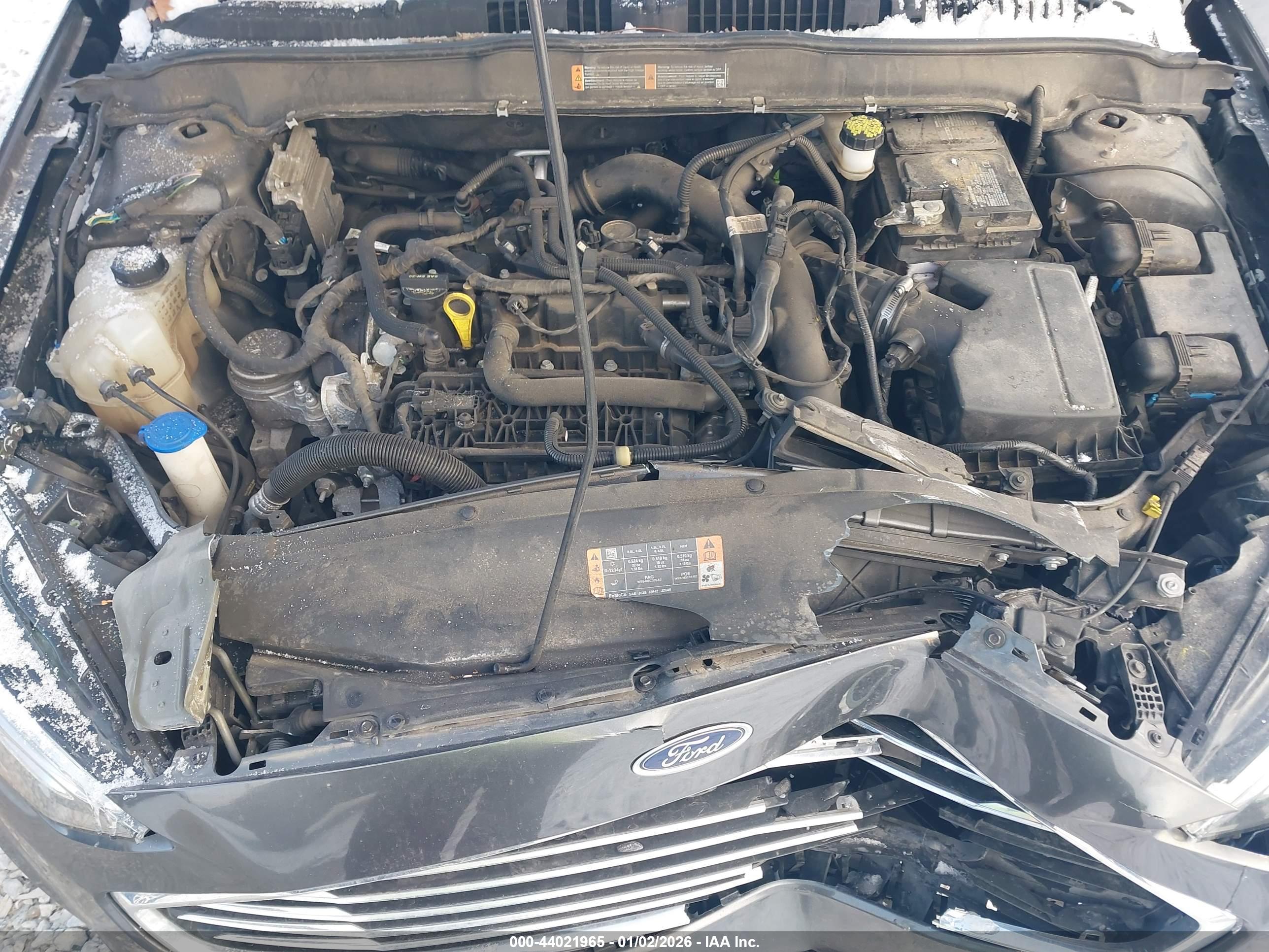 FORD FUSION image 10