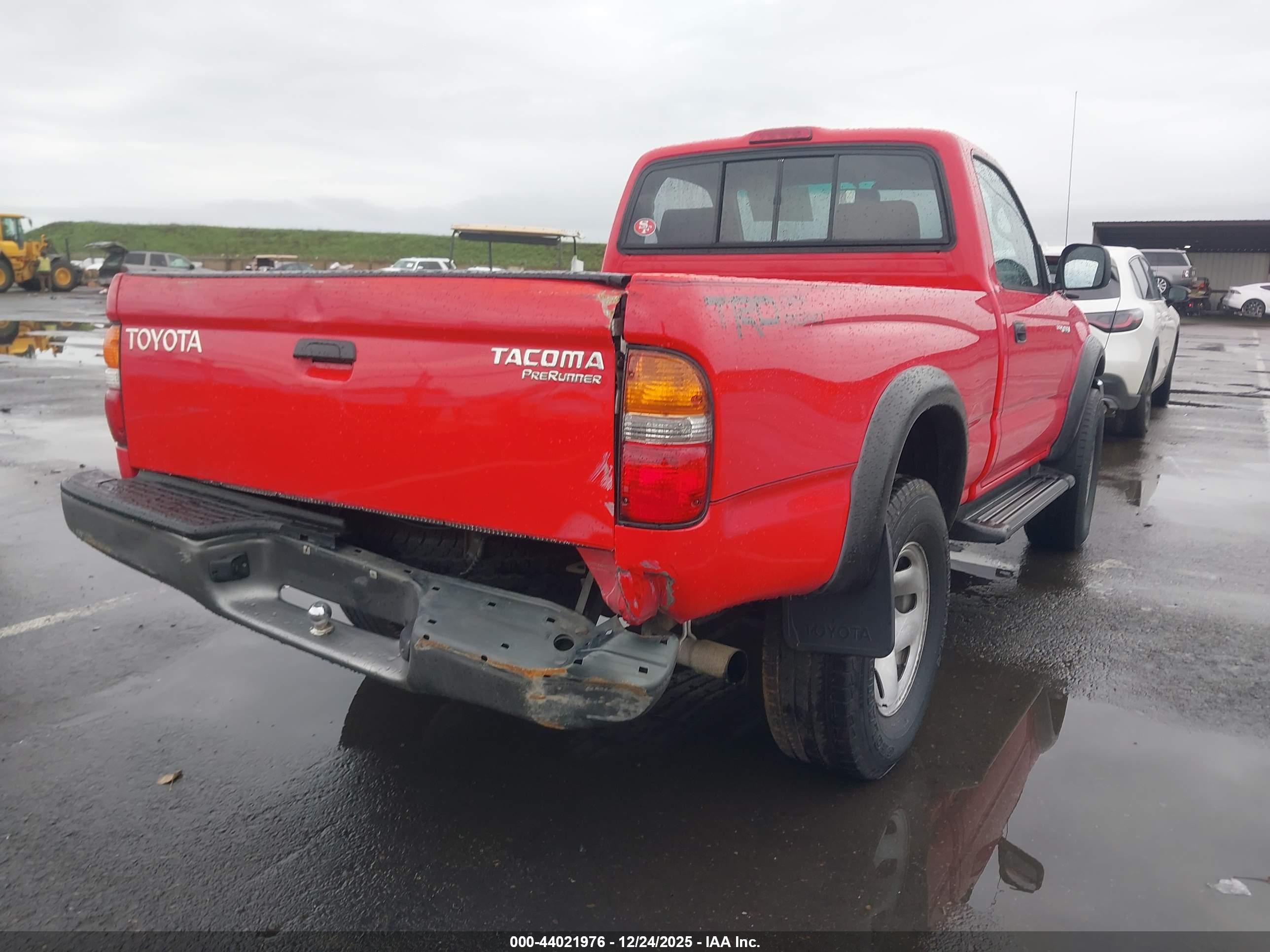 TOYOTA TACOMA image 4