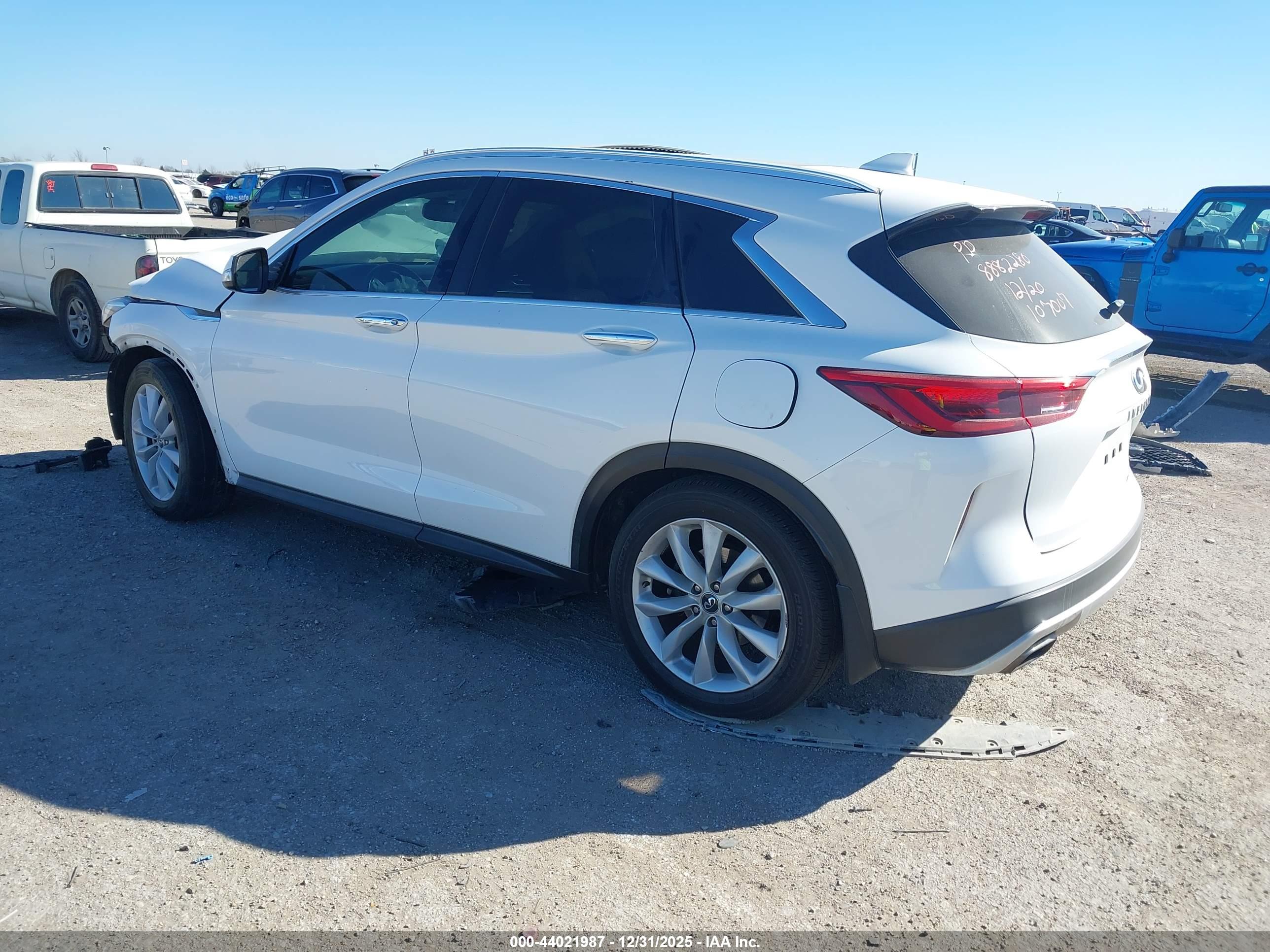 INFINITI QX50 image 3