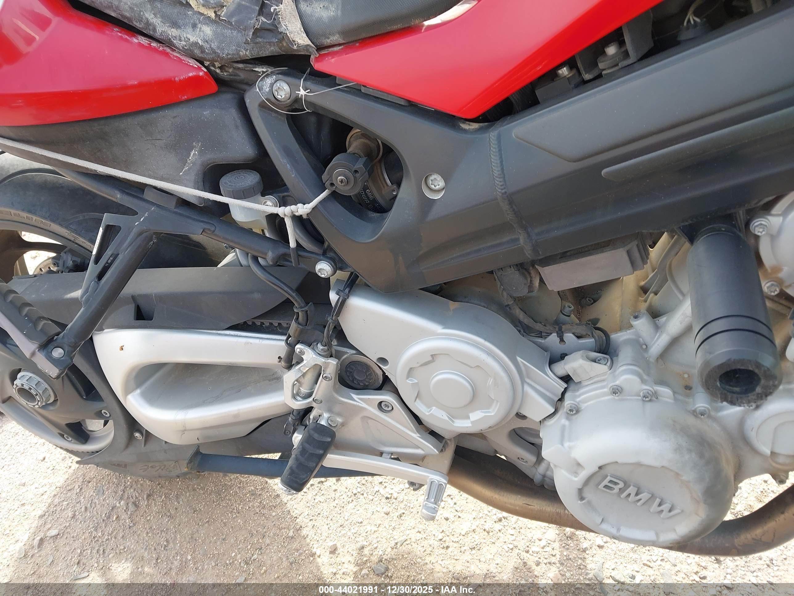 BMW F800 image 8