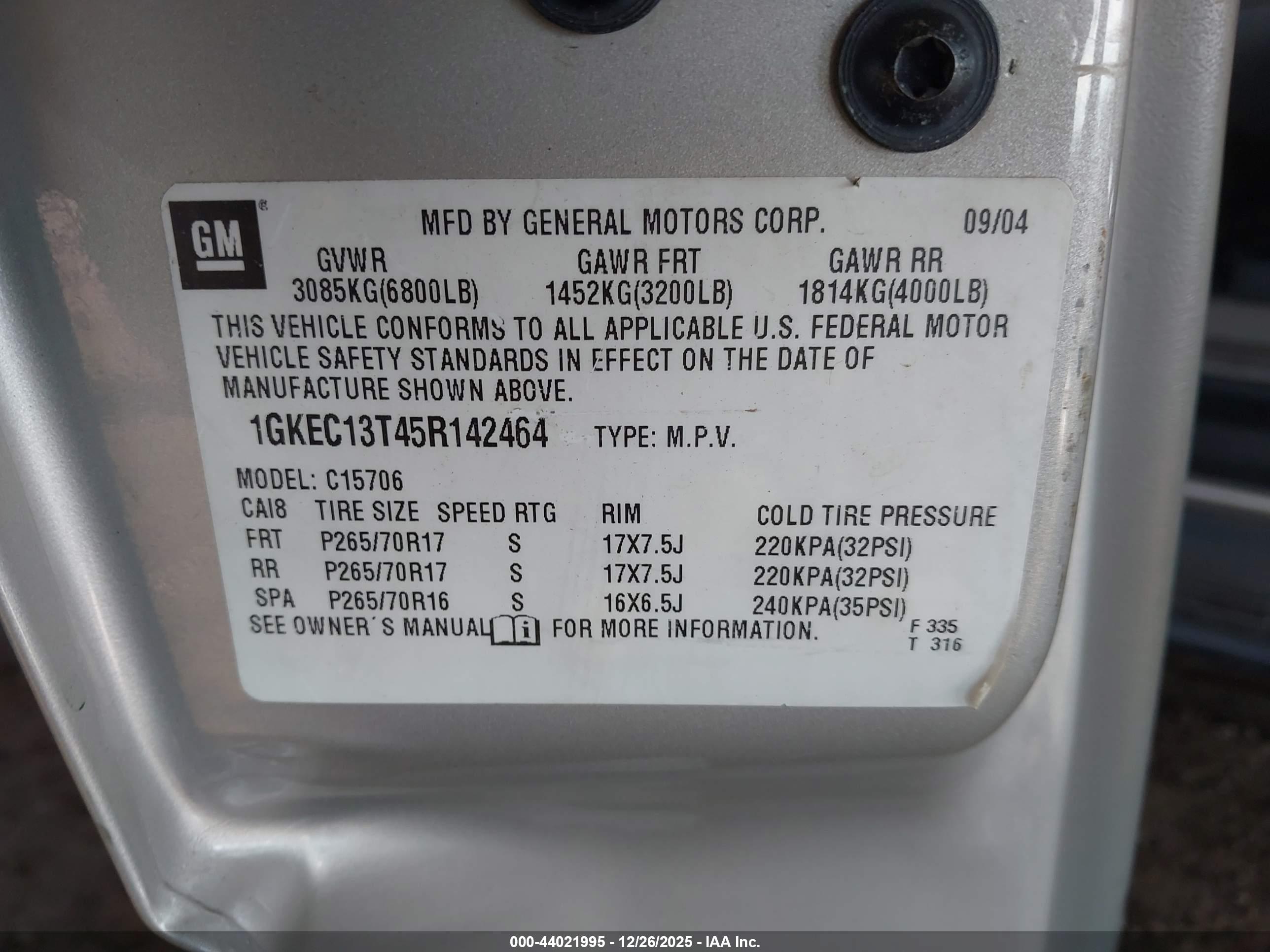 GMC YUKON image 9