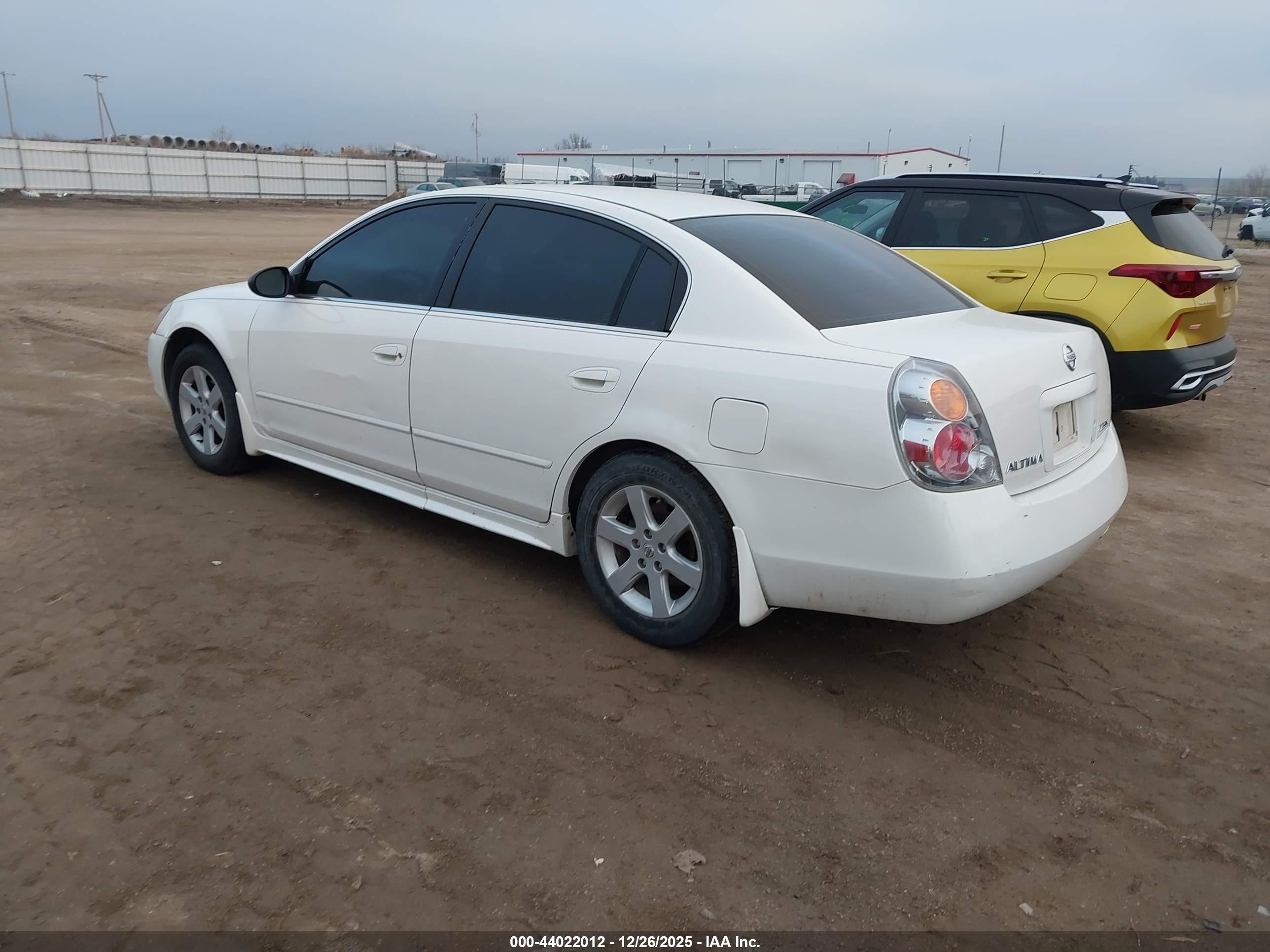 NISSAN ALTIMA image 3