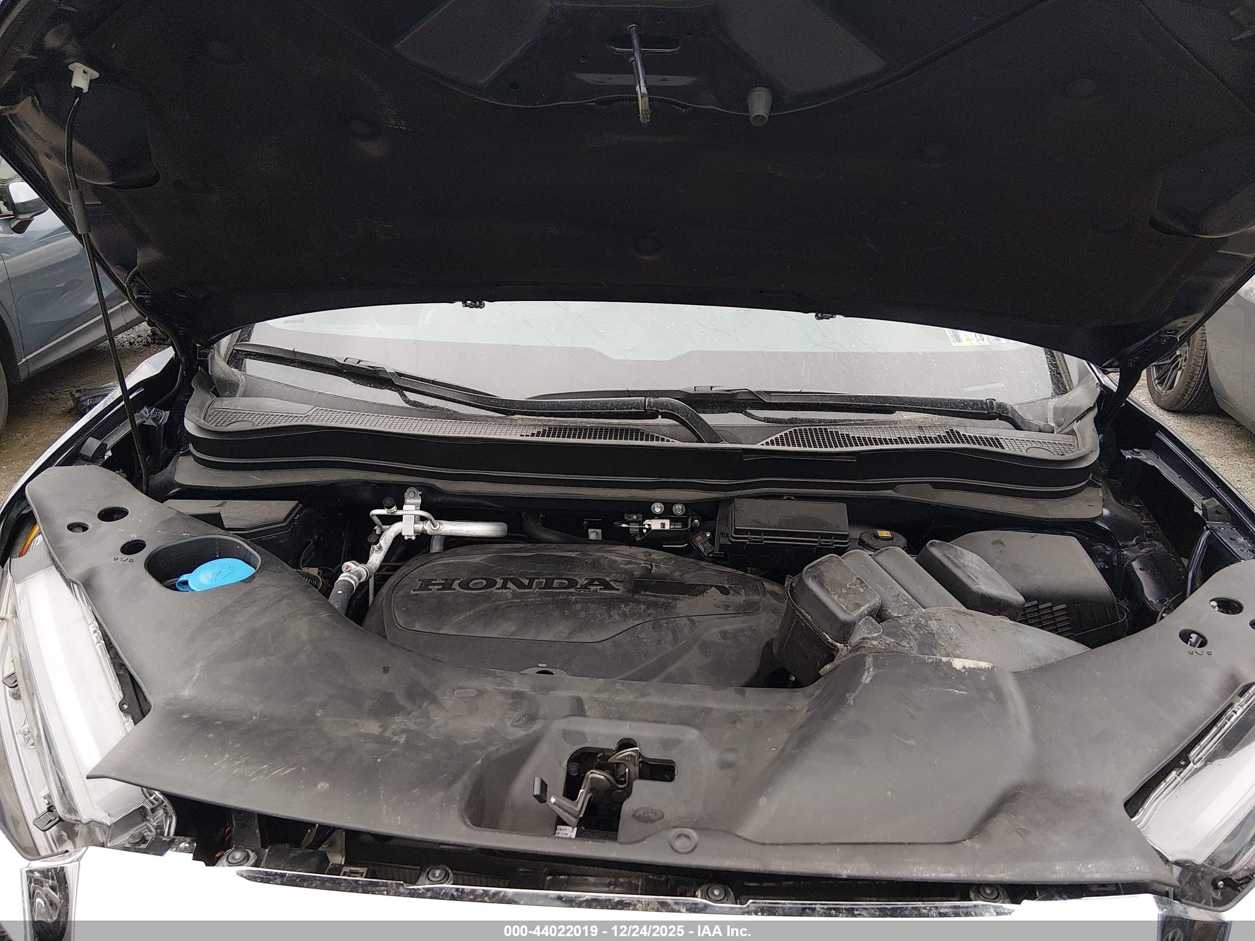 HONDA RIDGELINE image 10