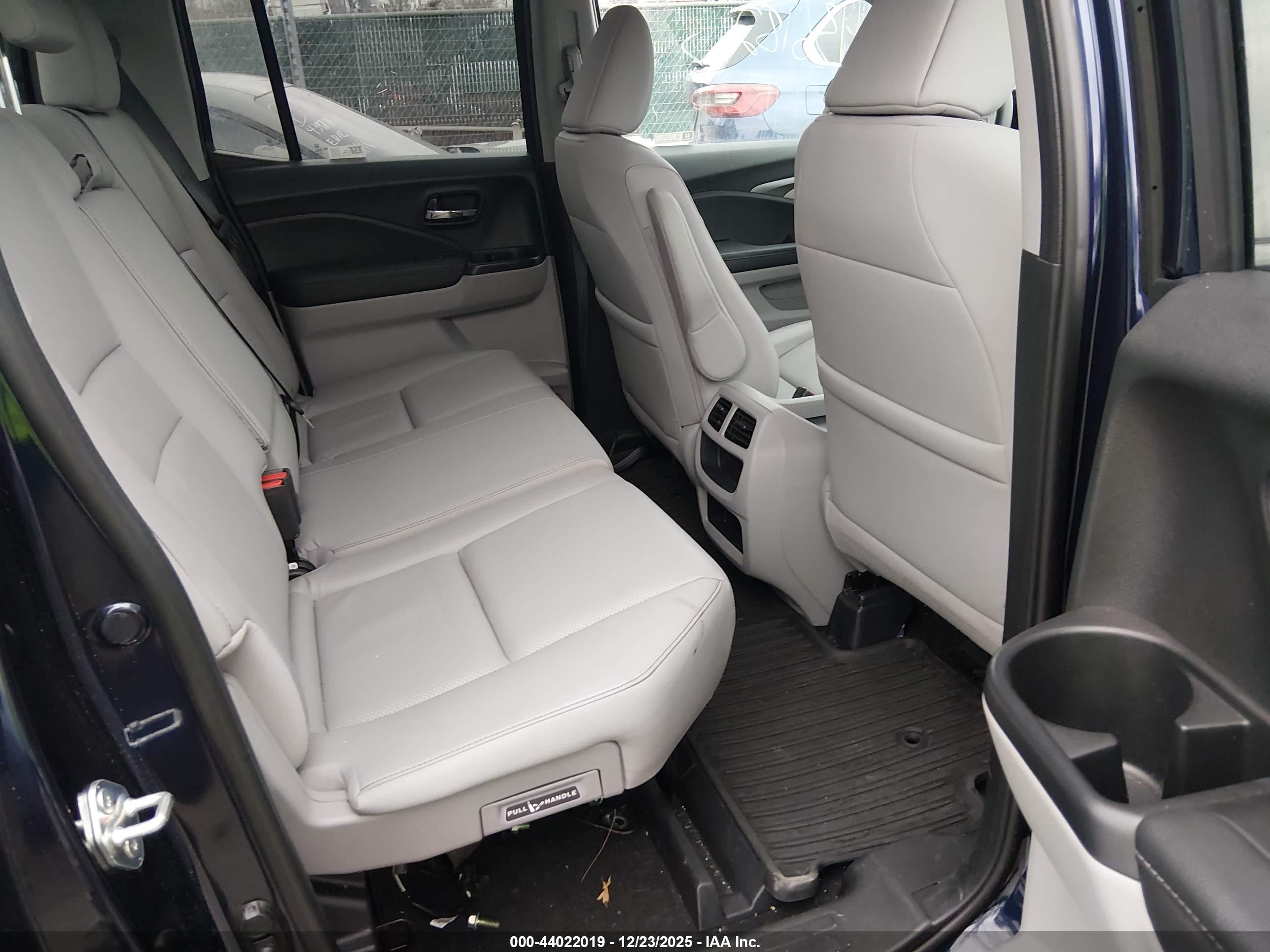 HONDA RIDGELINE image 8