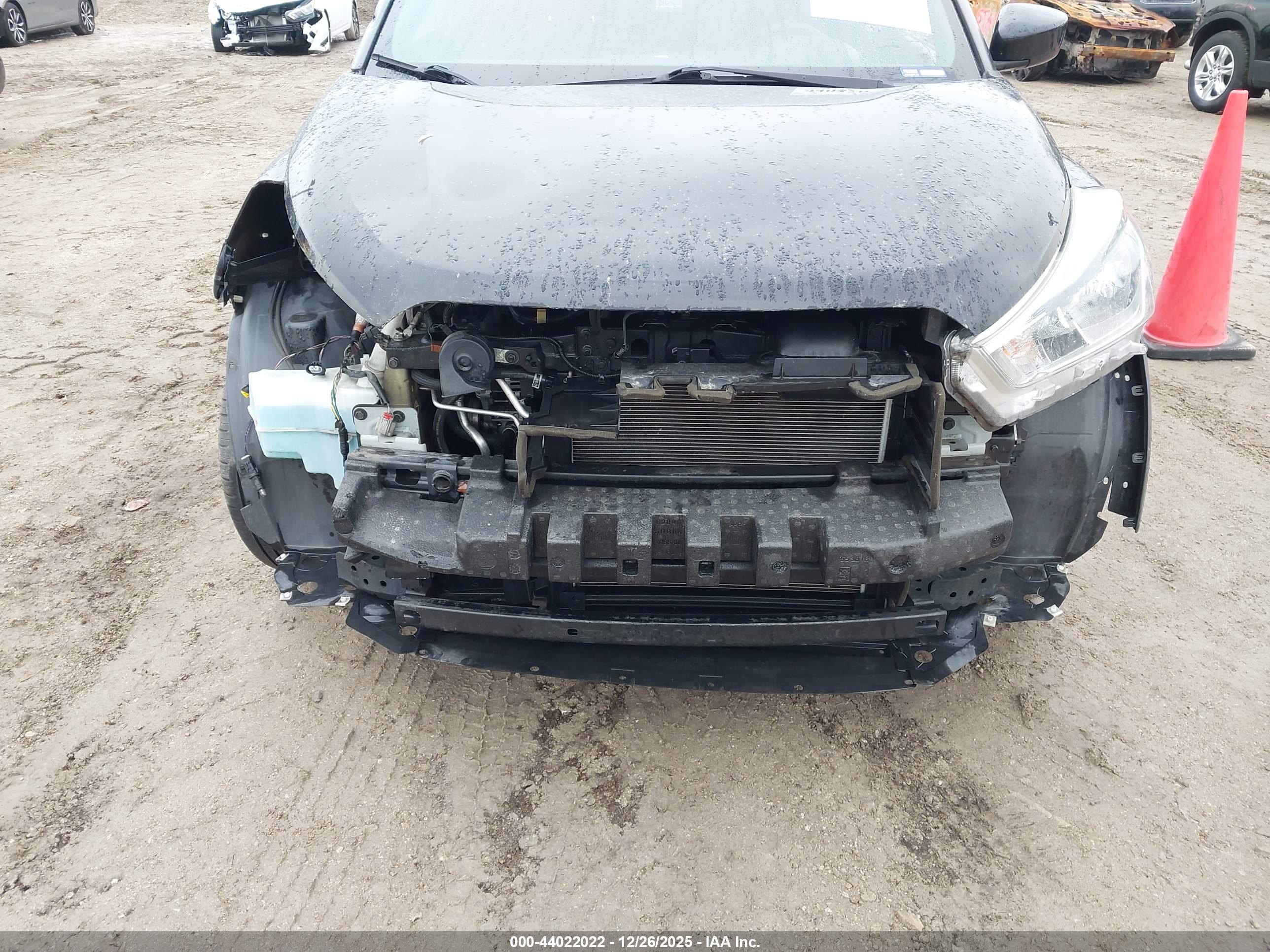 NISSAN KICKS image 6