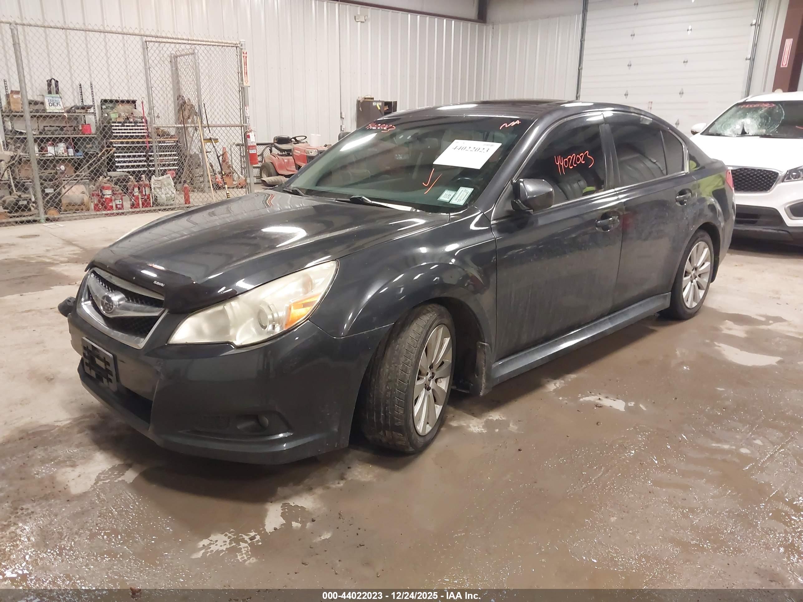SUBARU LEGACY image 2