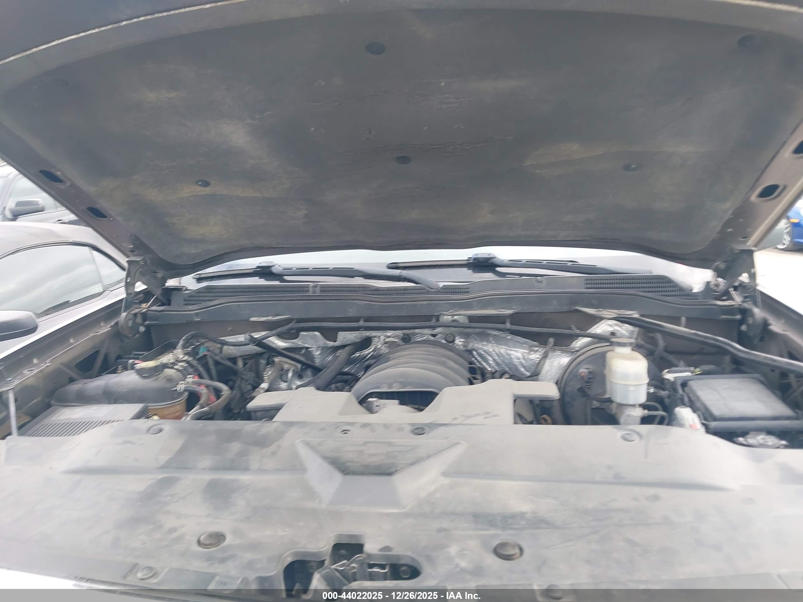CHEVROLET SILVERADO image 10