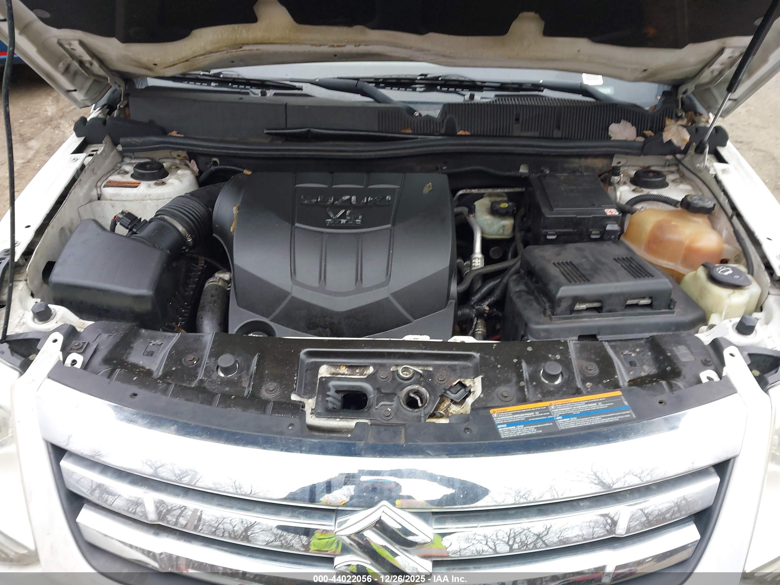 SUZUKI XL7 image 10