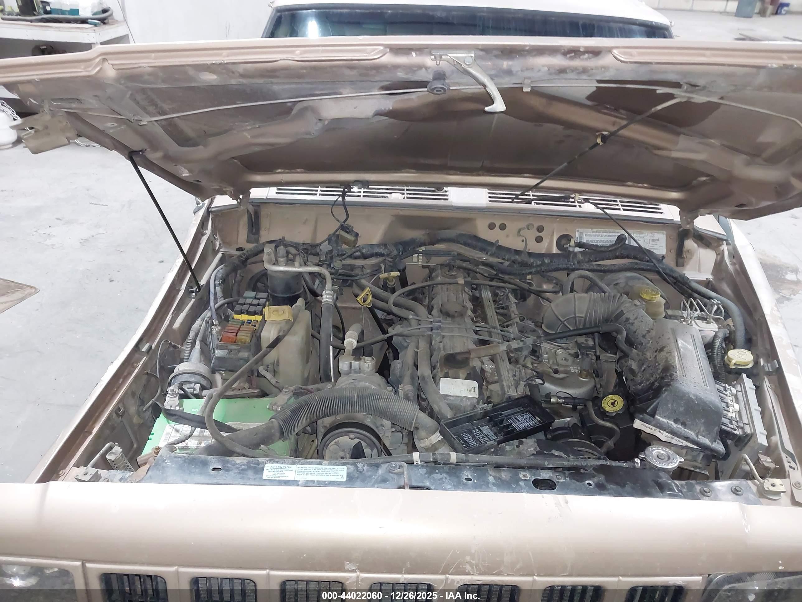JEEP CHEROKEE image 10