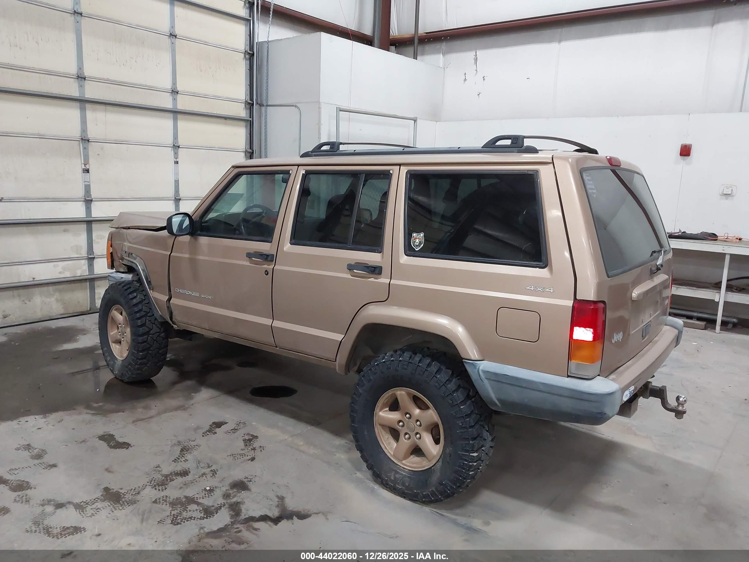 JEEP CHEROKEE image 3