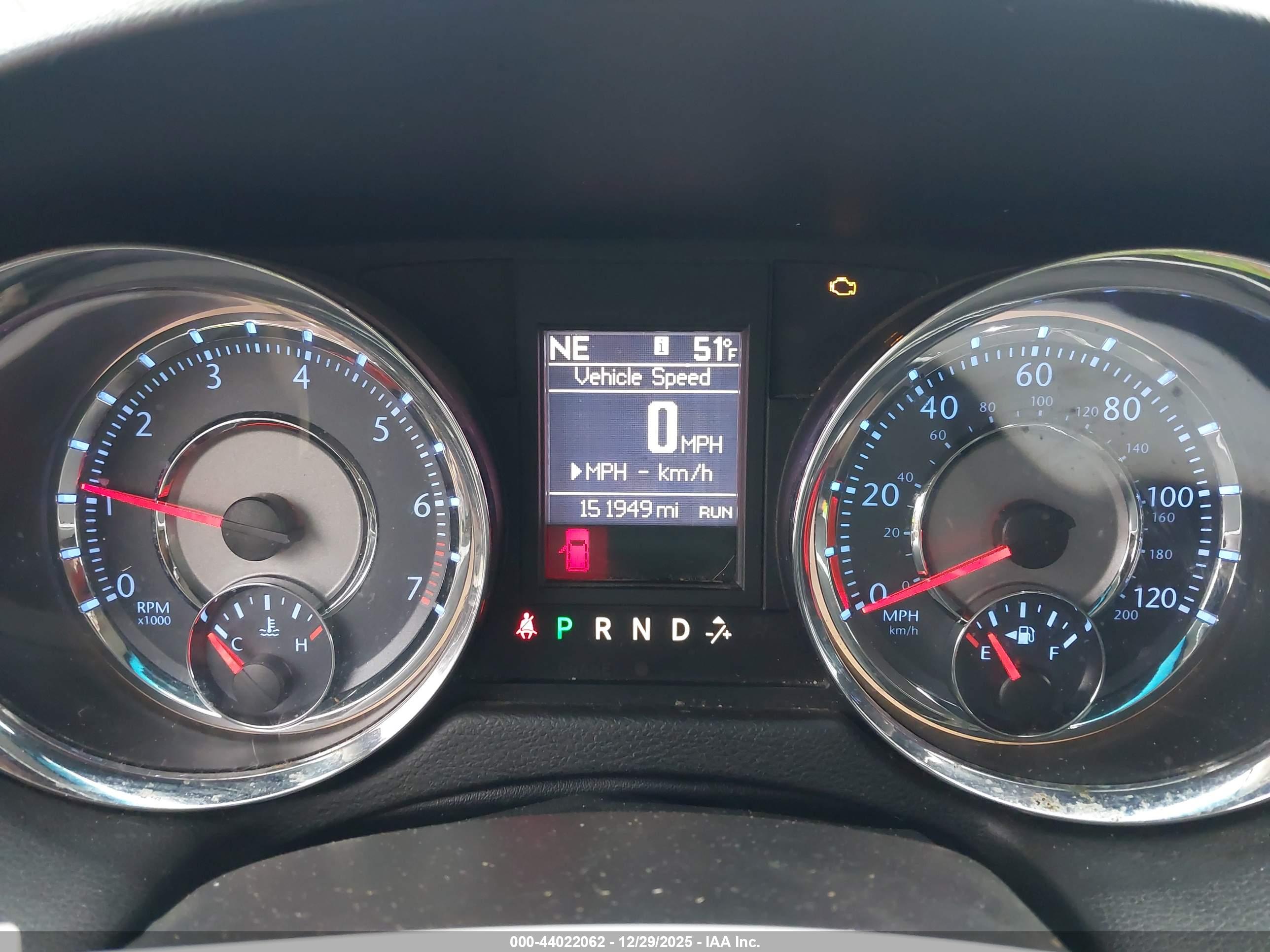 CHRYSLER TOWN image 7