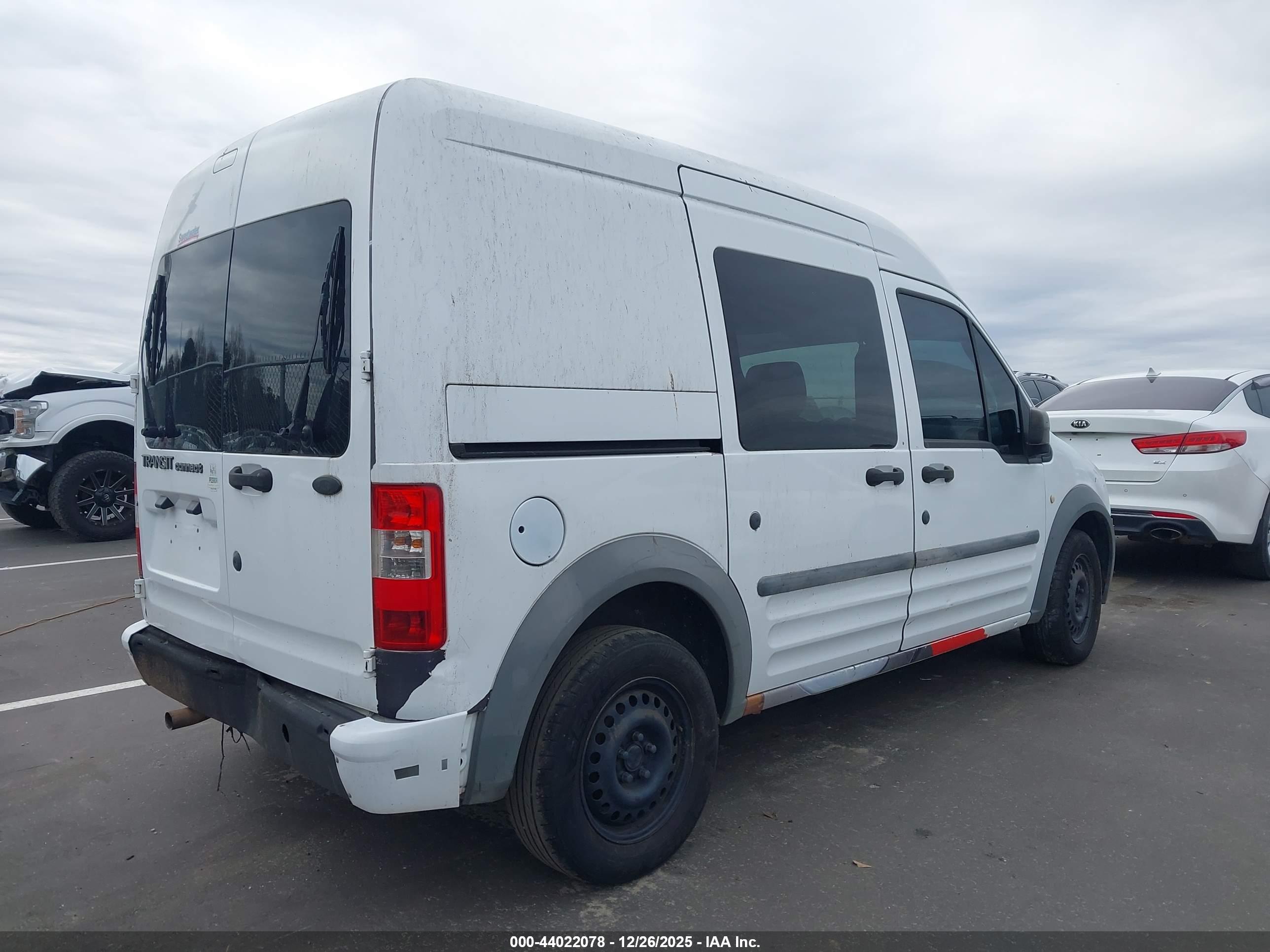 FORD TRANSIT image 4