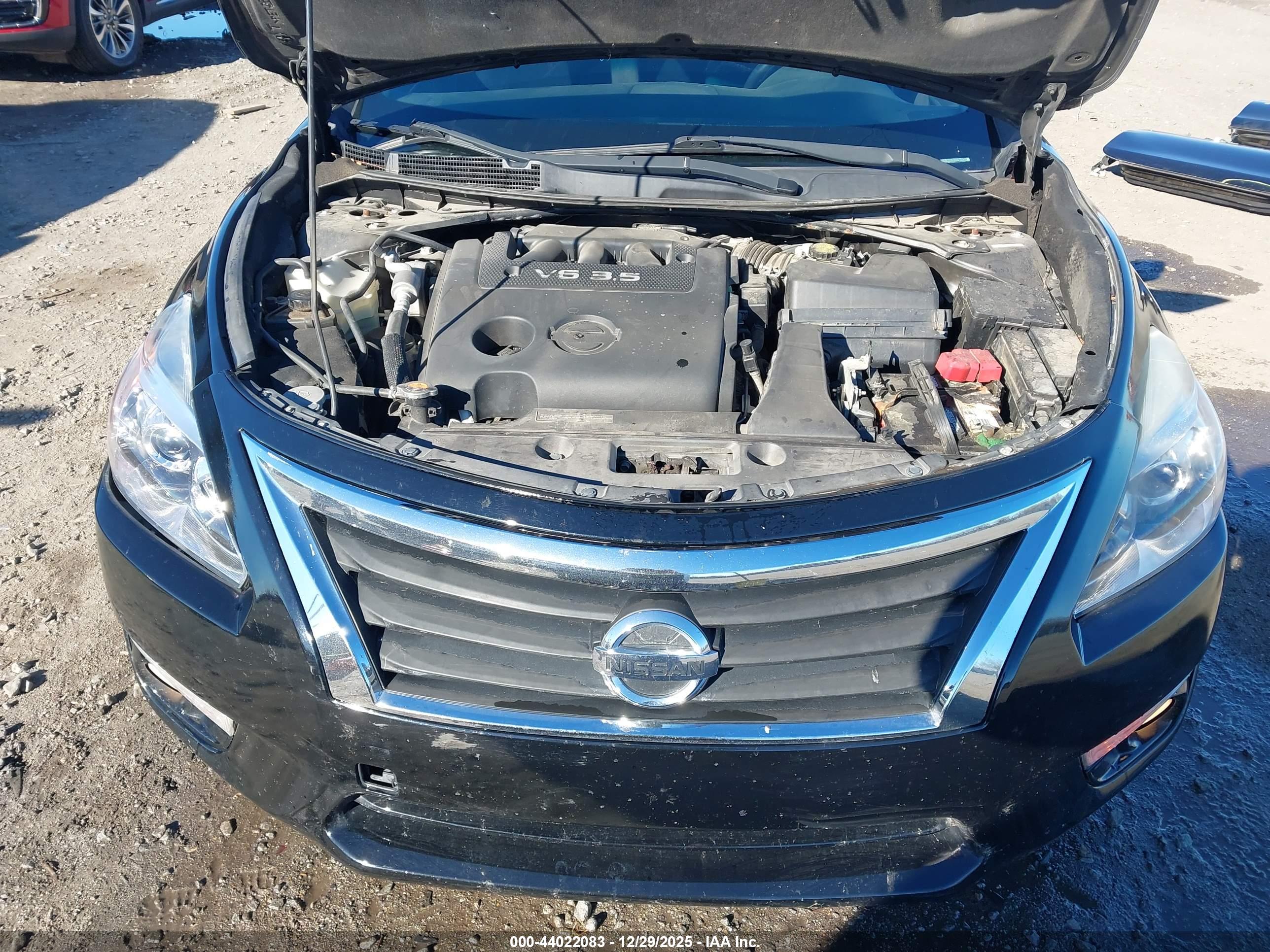 NISSAN ALTIMA image 10