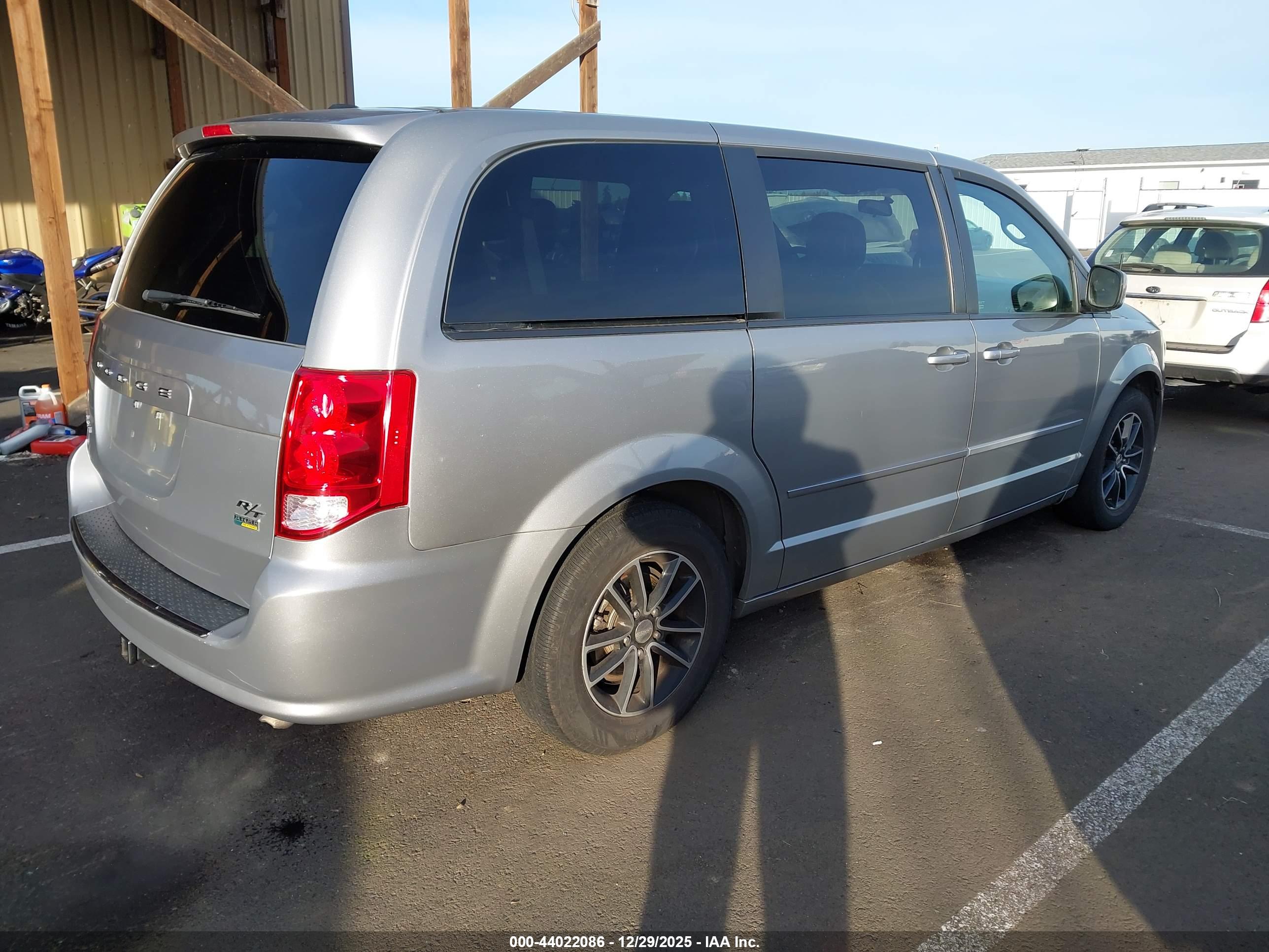 DODGE GRAND image 4