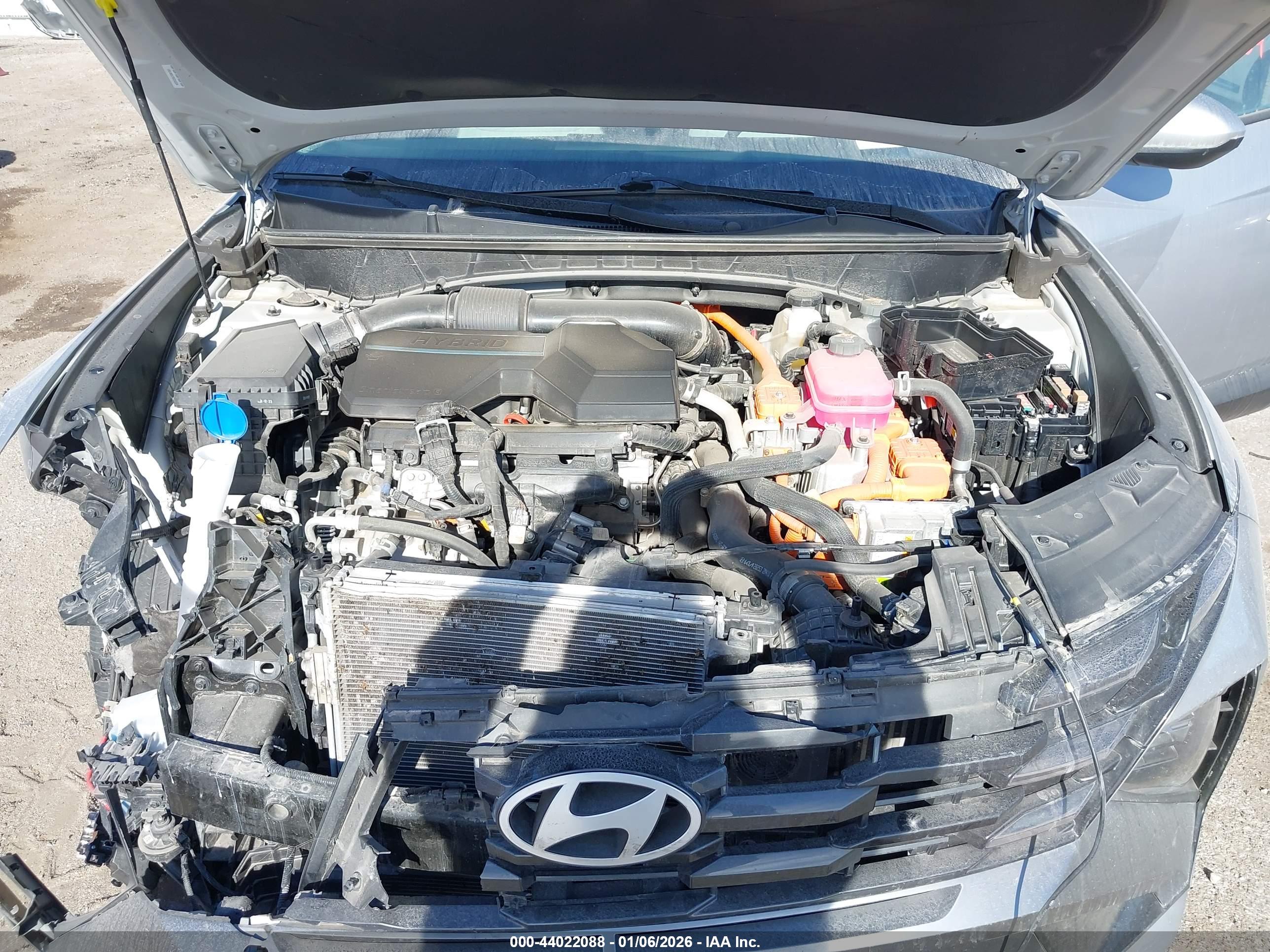 HYUNDAI TUCSON image 10