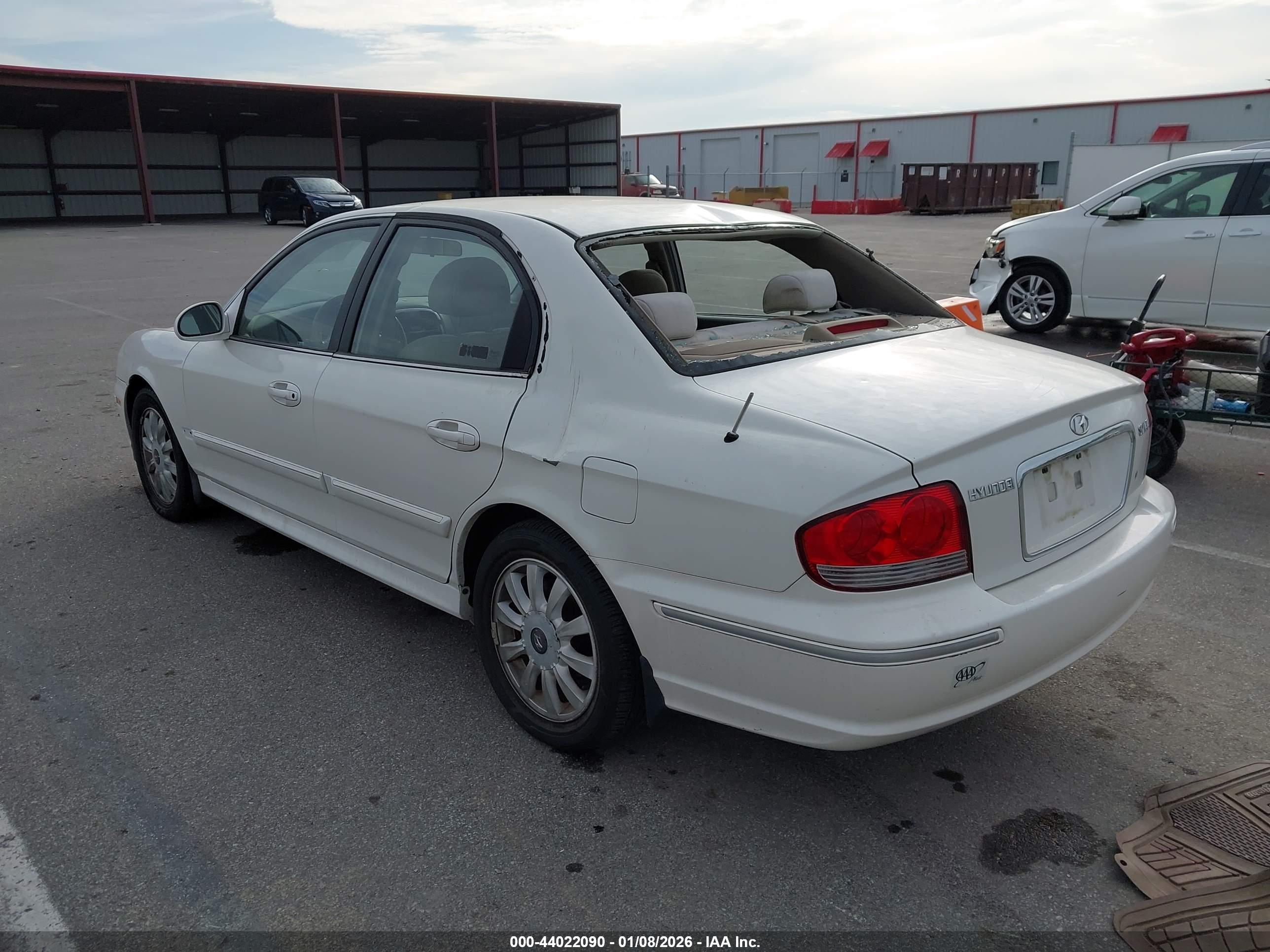 HYUNDAI SONATA image 3