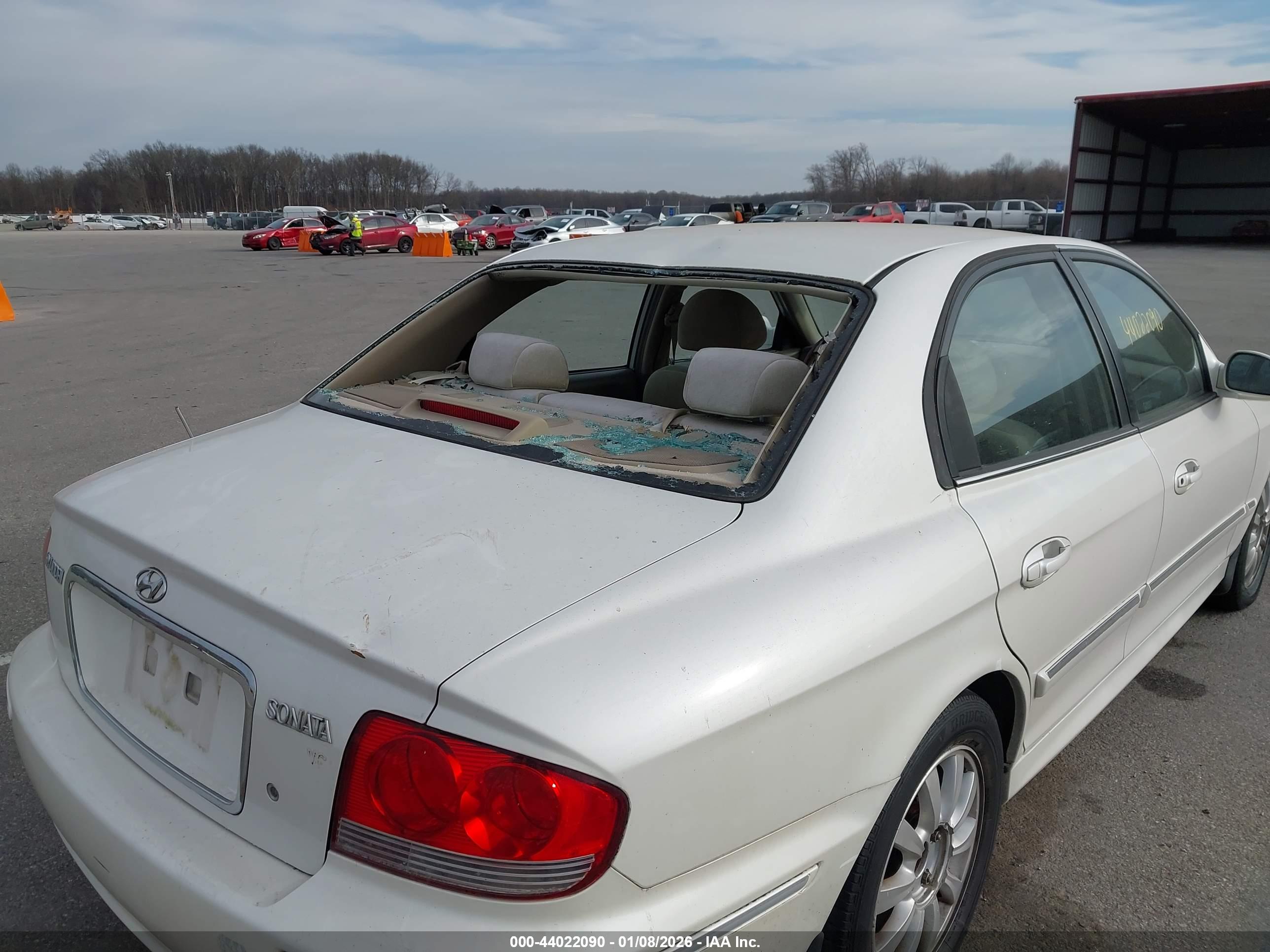 HYUNDAI SONATA image 6