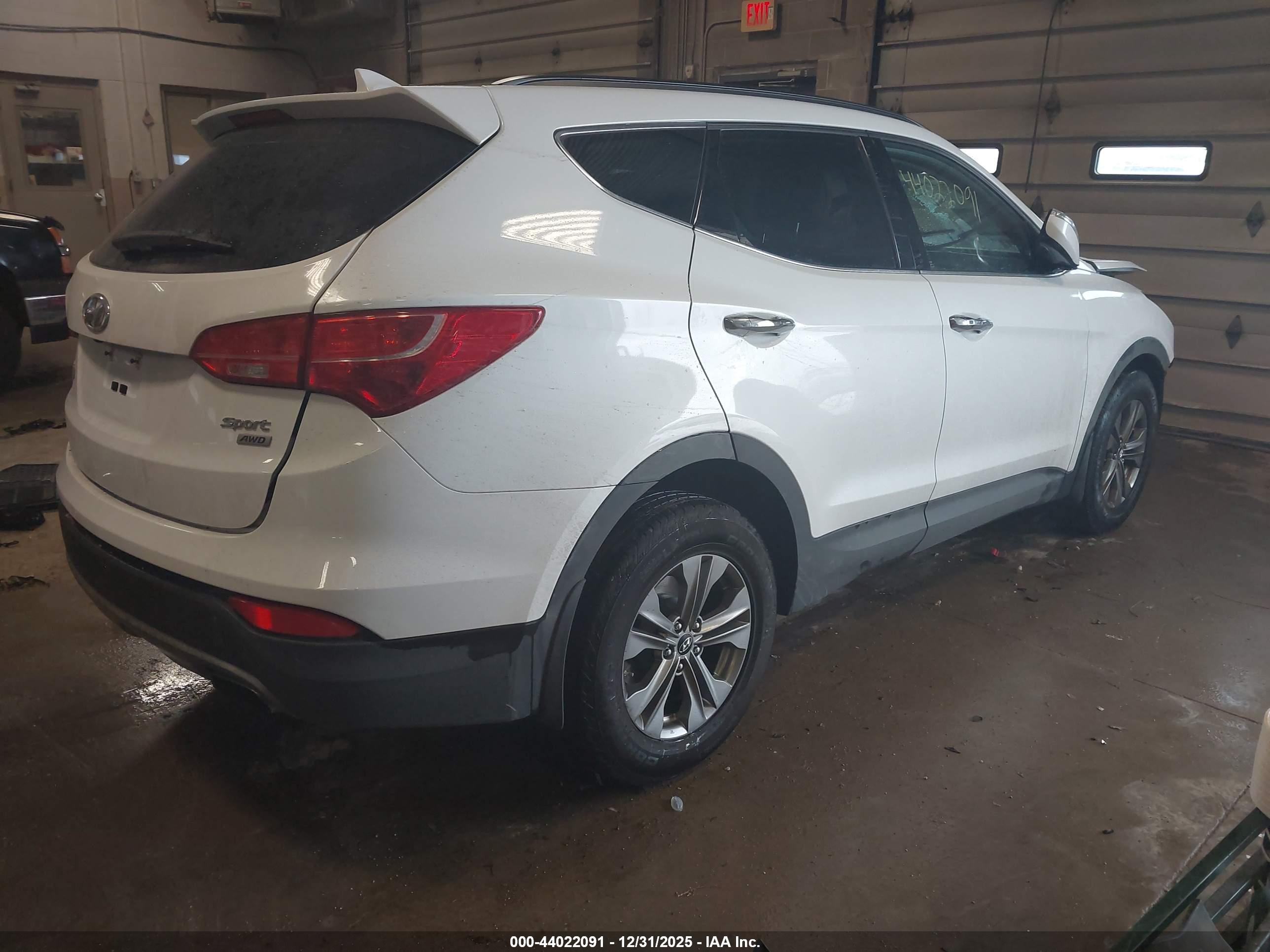 HYUNDAI SANTA image 4