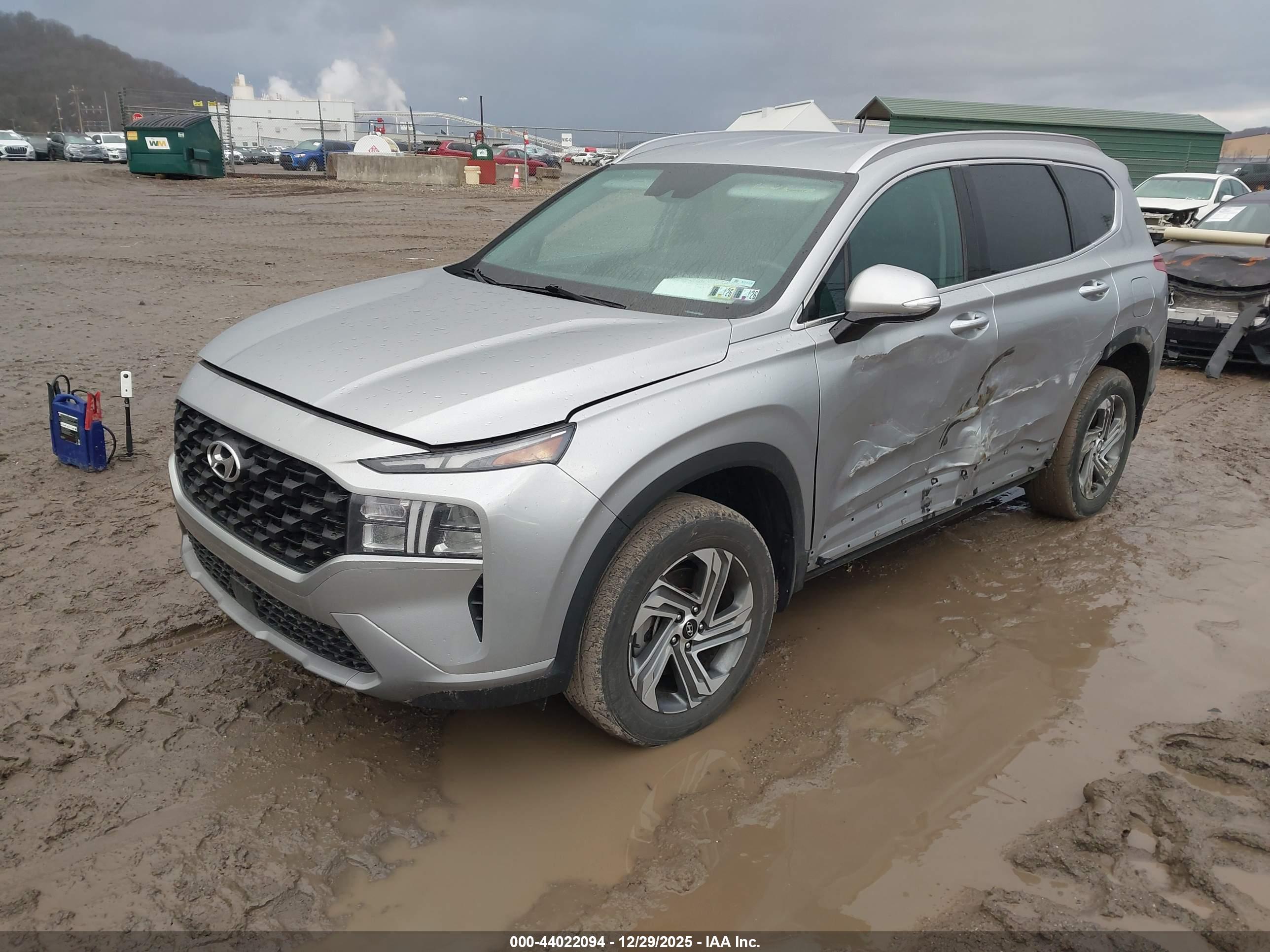 HYUNDAI SANTA image 2
