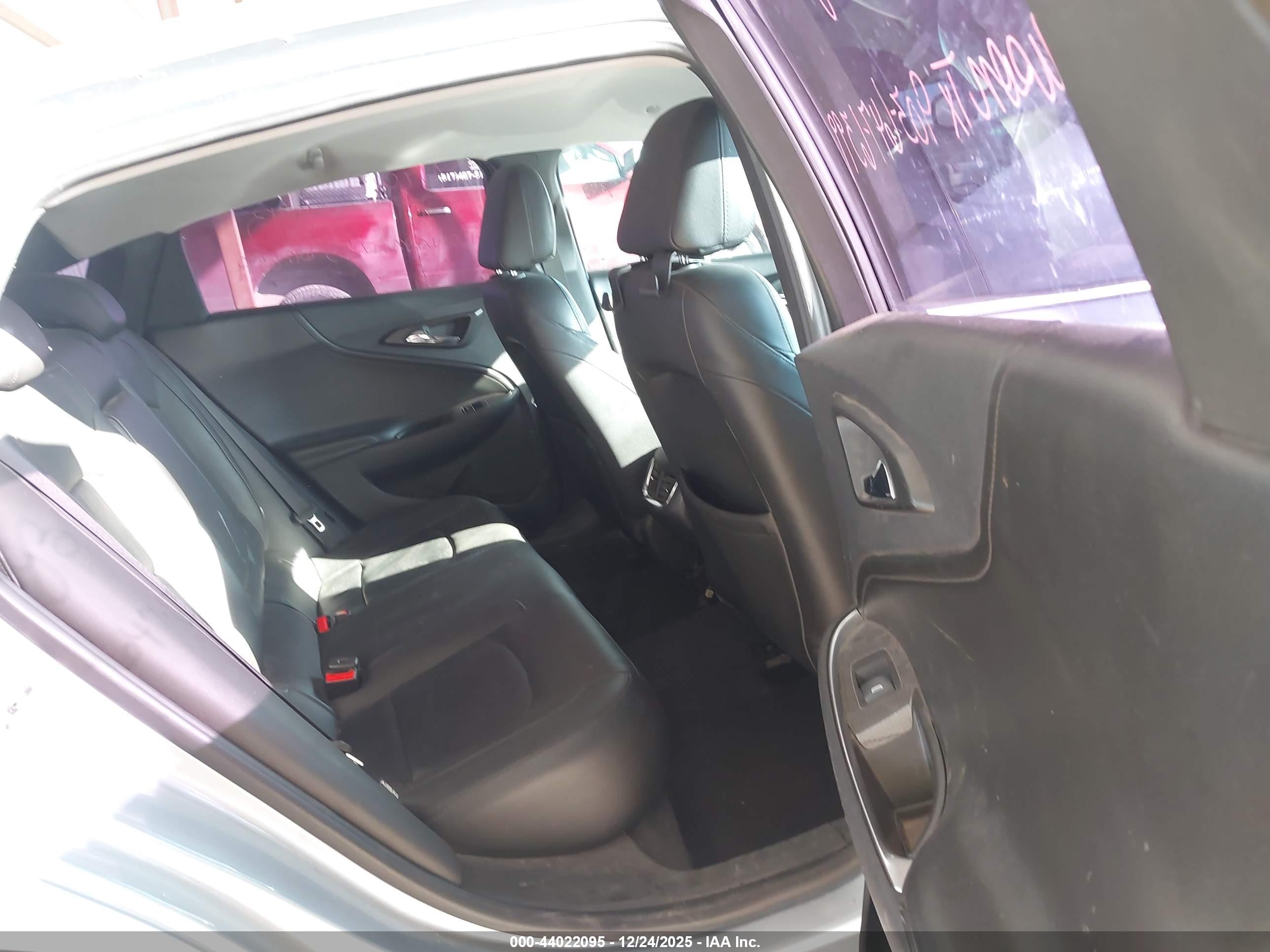 CHEVROLET MALIBU image 8