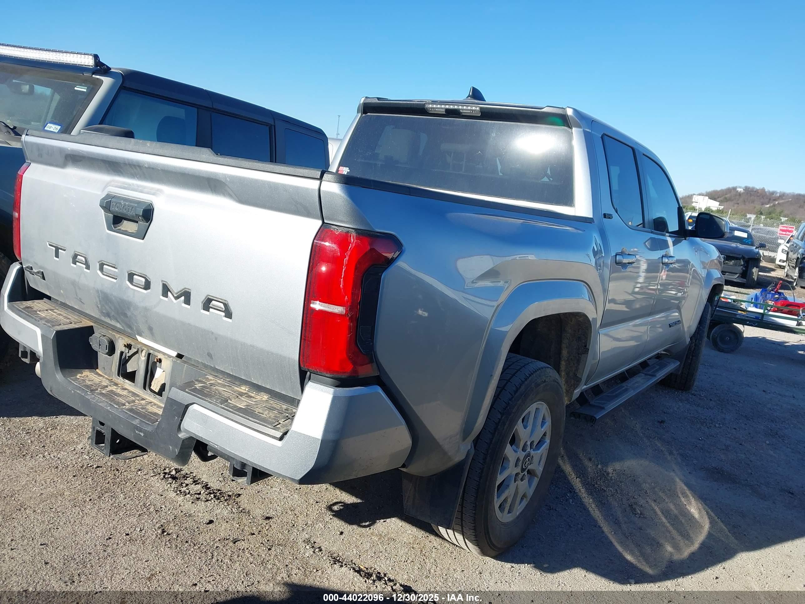 TOYOTA TACOMA image 4