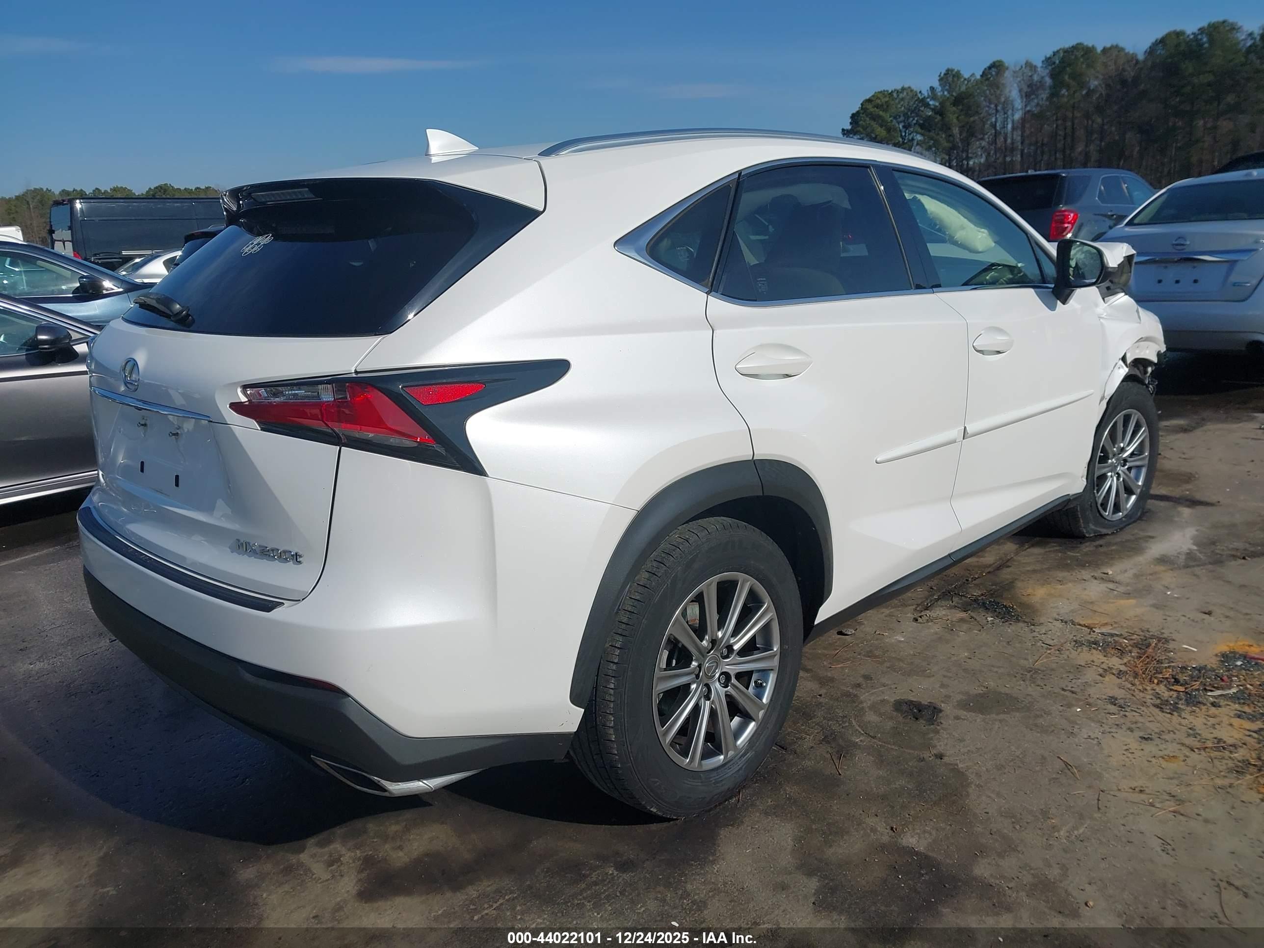LEXUS NX image 4