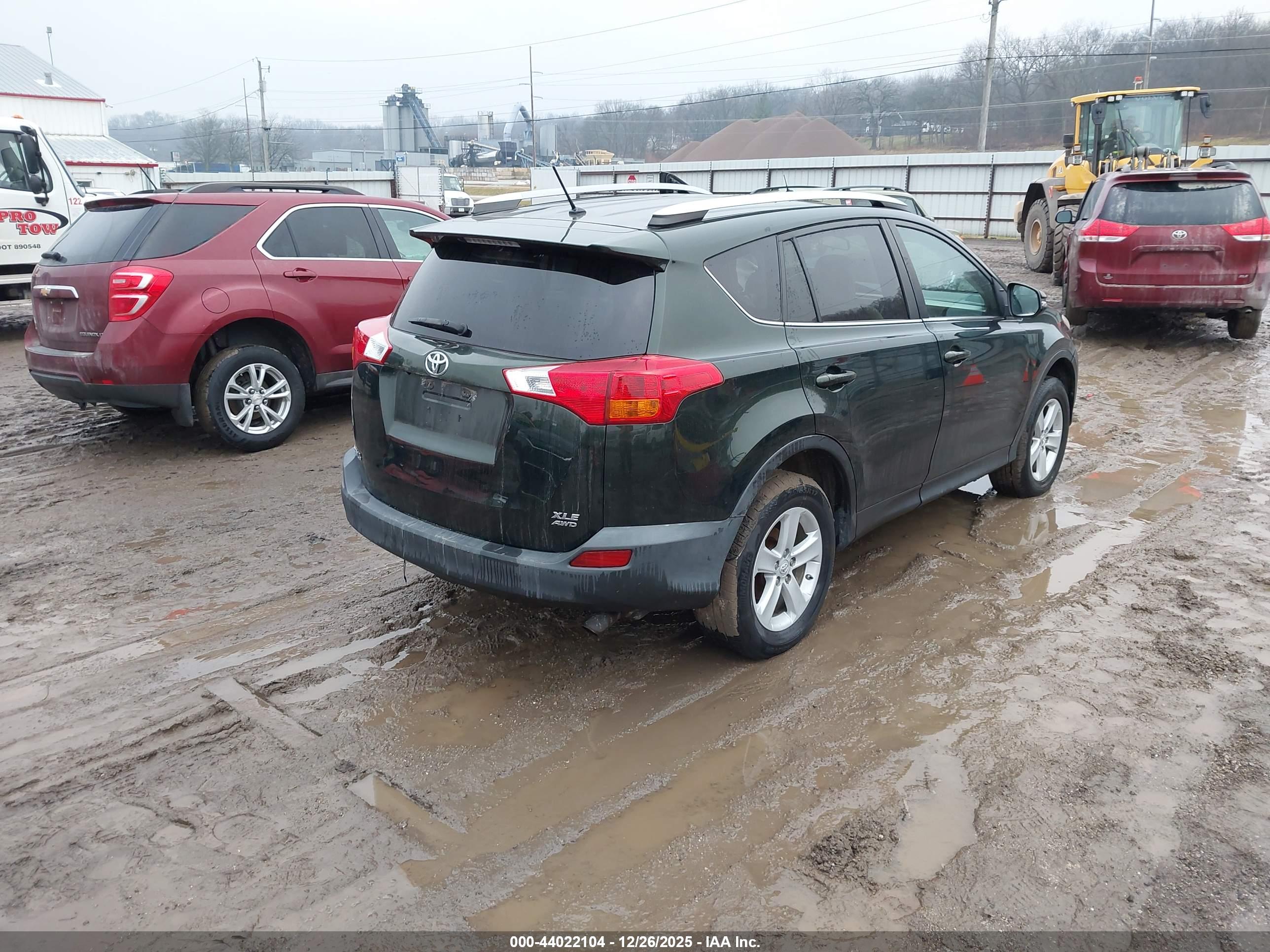 TOYOTA RAV4 image 4