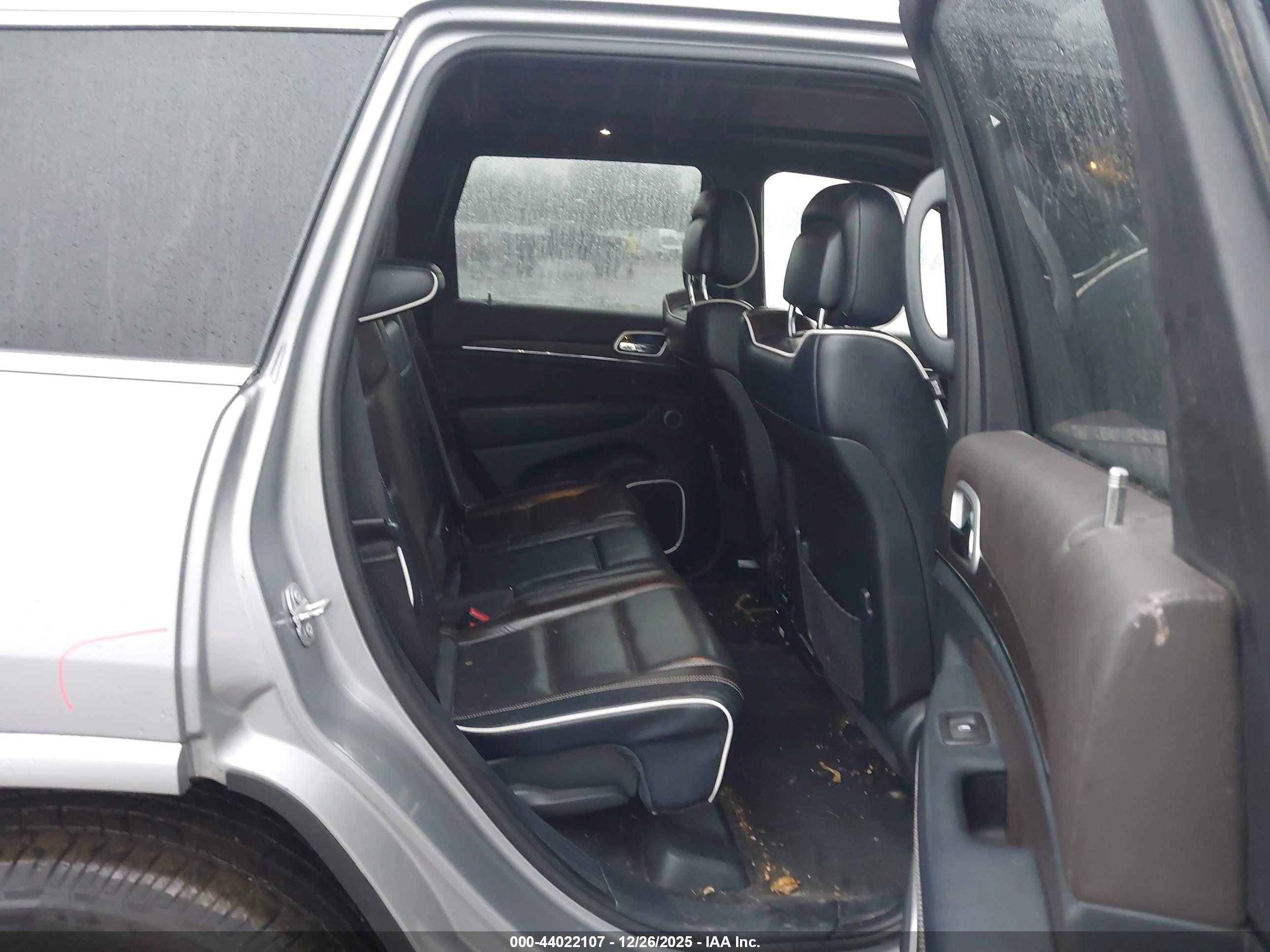 JEEP GRAND image 8