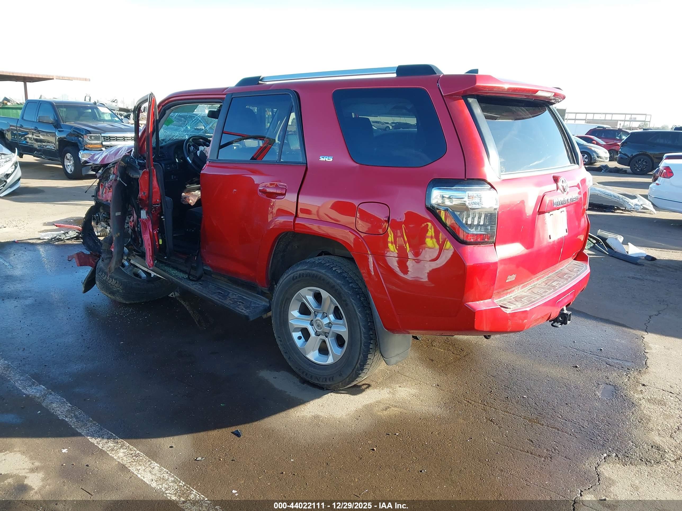 TOYOTA 4RUNNER image 3