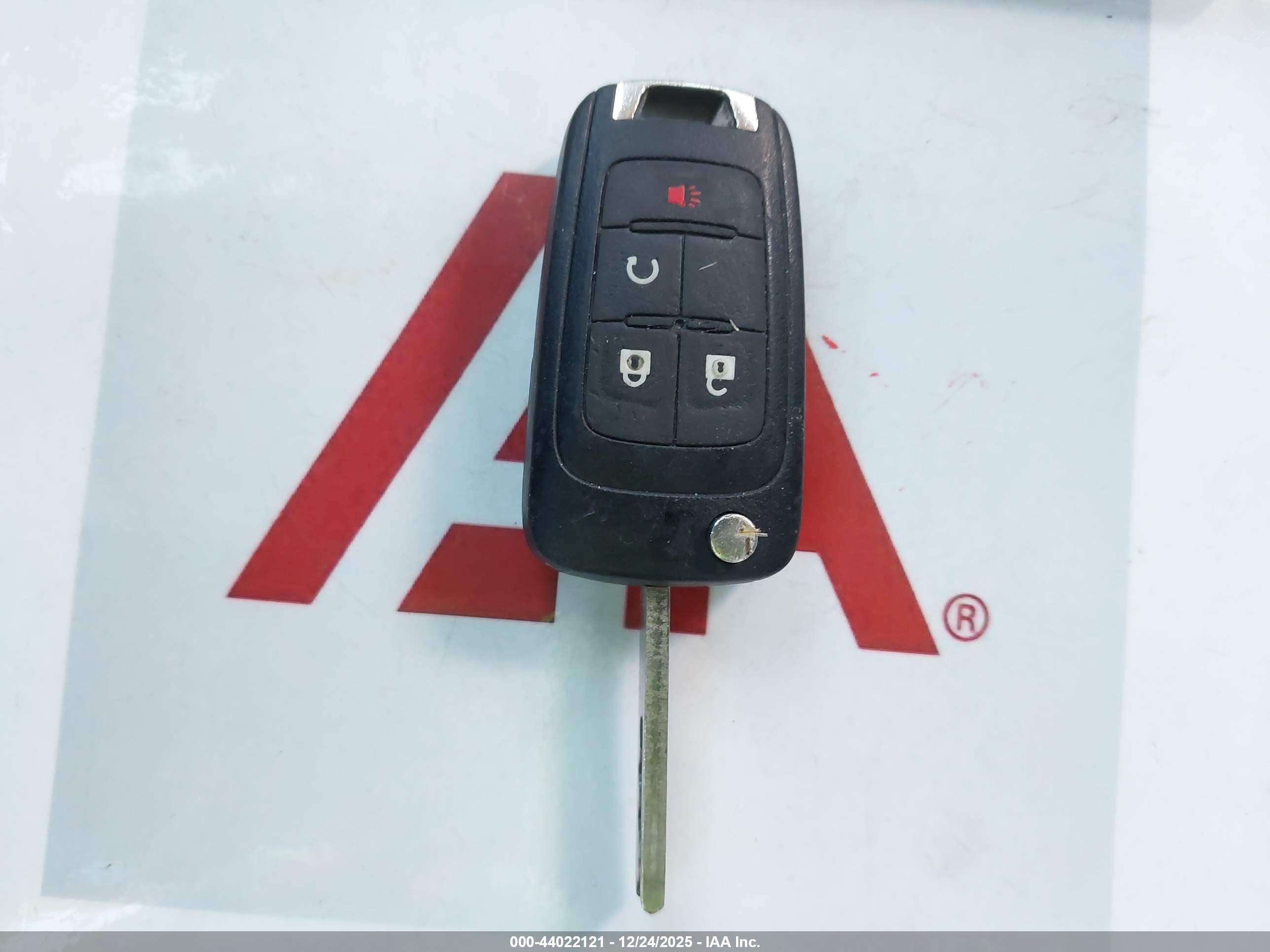 CHEVROLET EQUINOX image 11